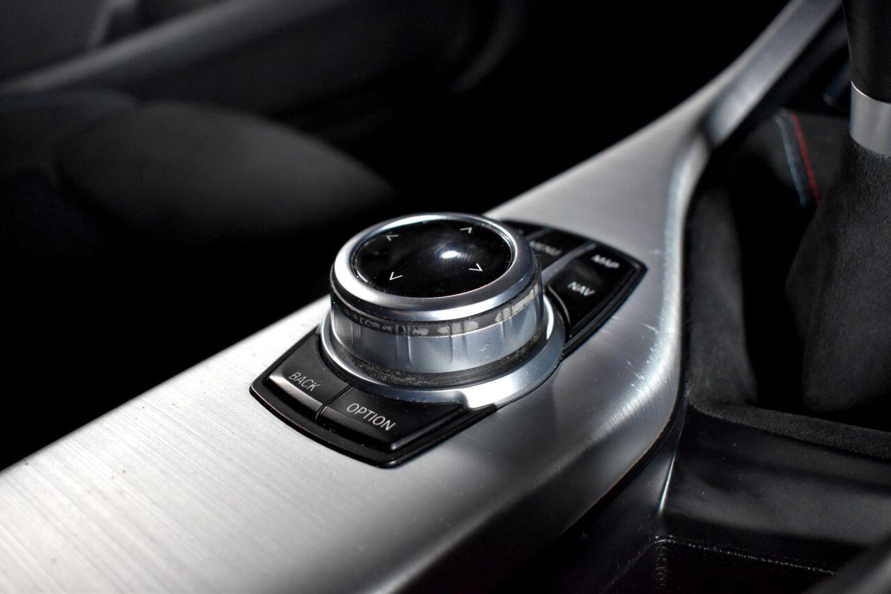 BMW 1 Series view 25