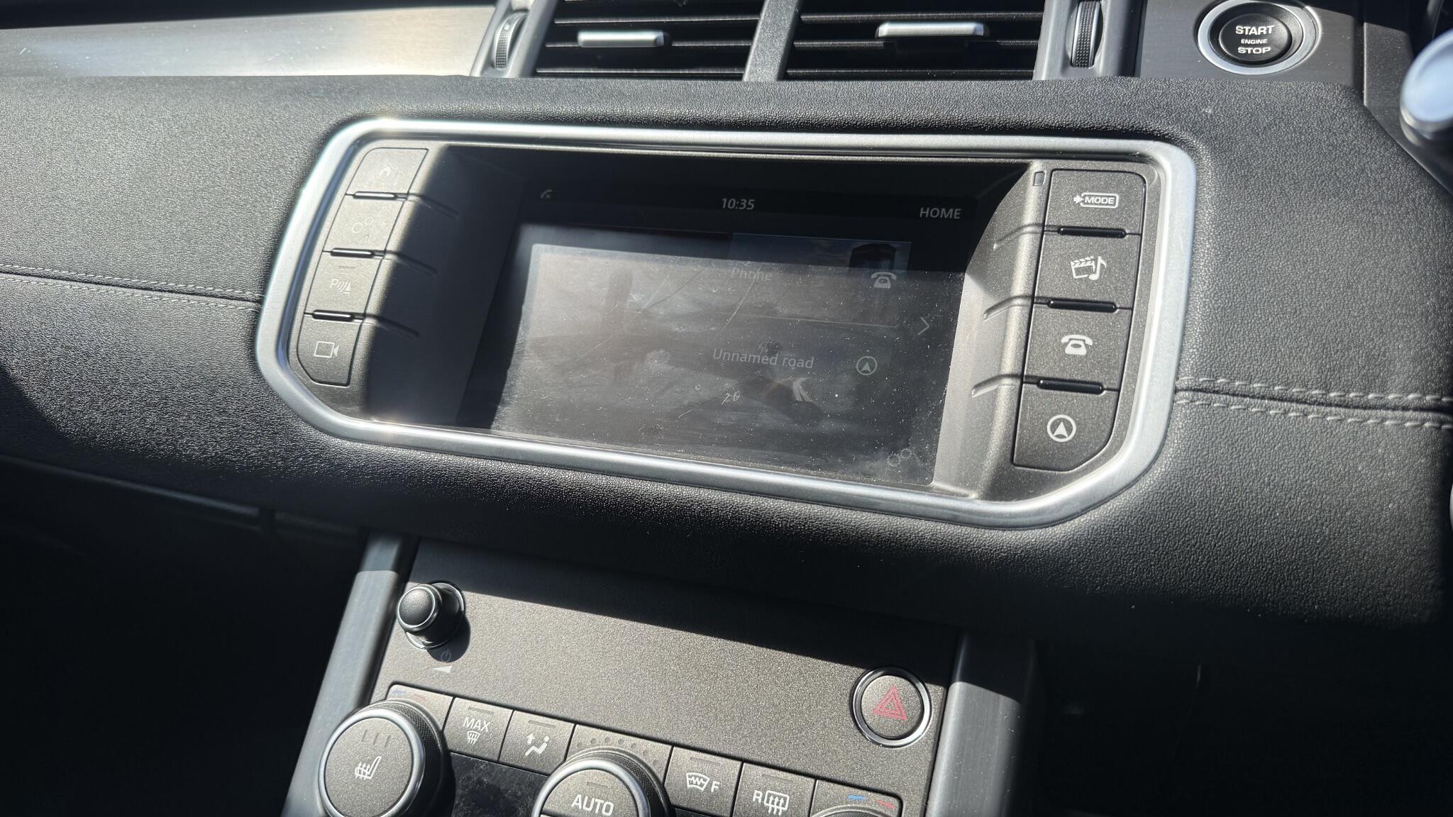 Land Rover Range Rover Evoque view 29