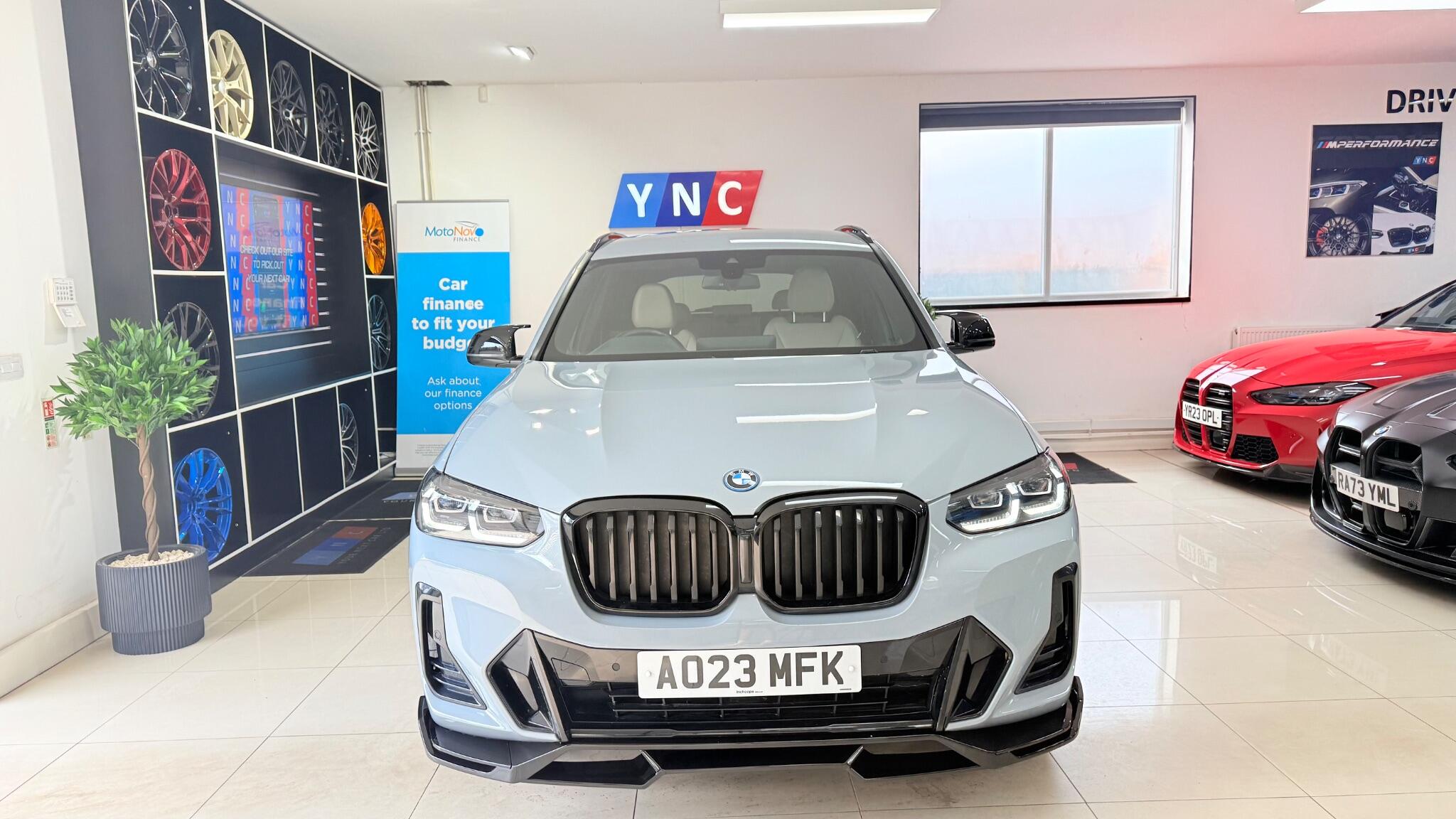 BMW X3 view 45