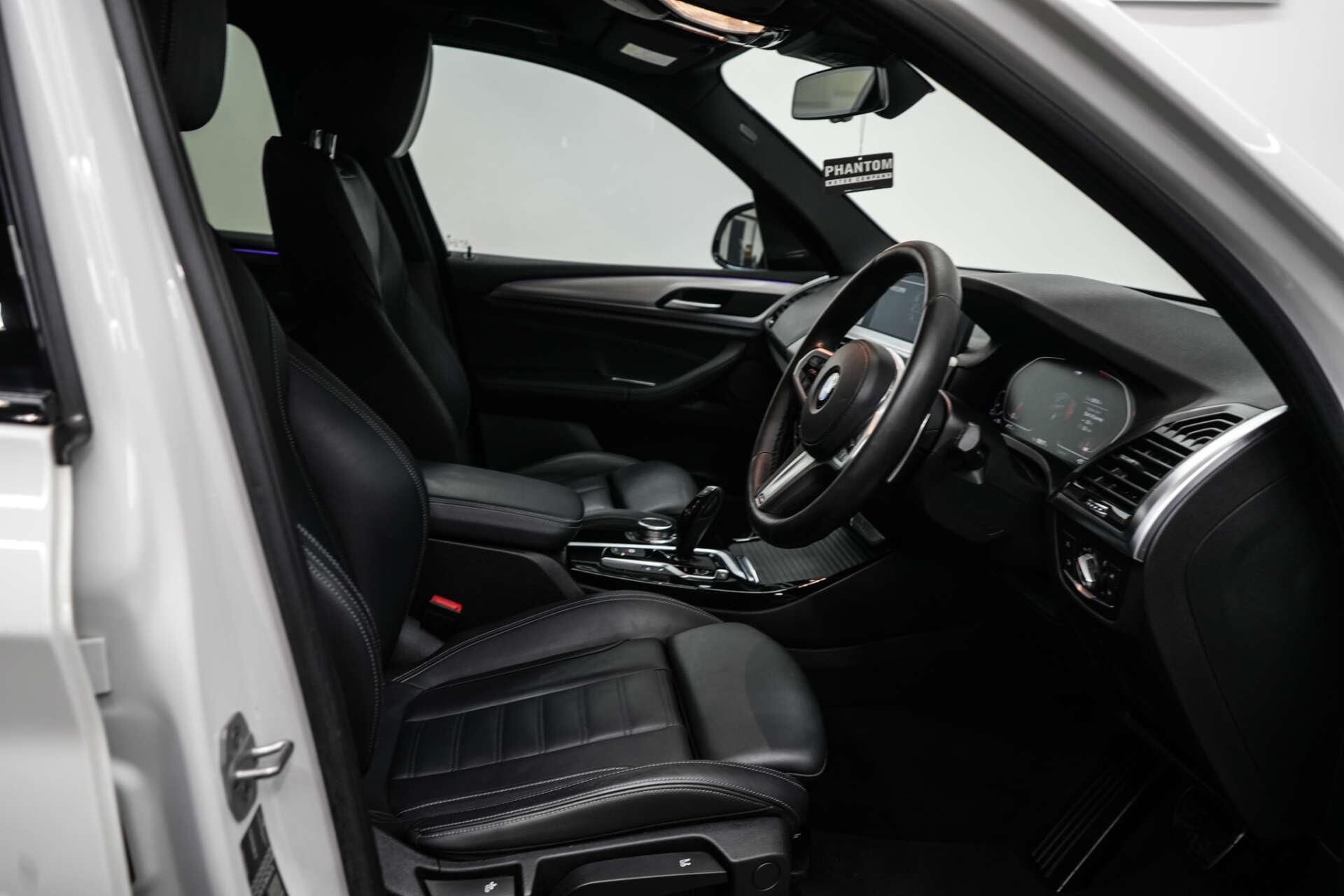 BMW X3 view 18