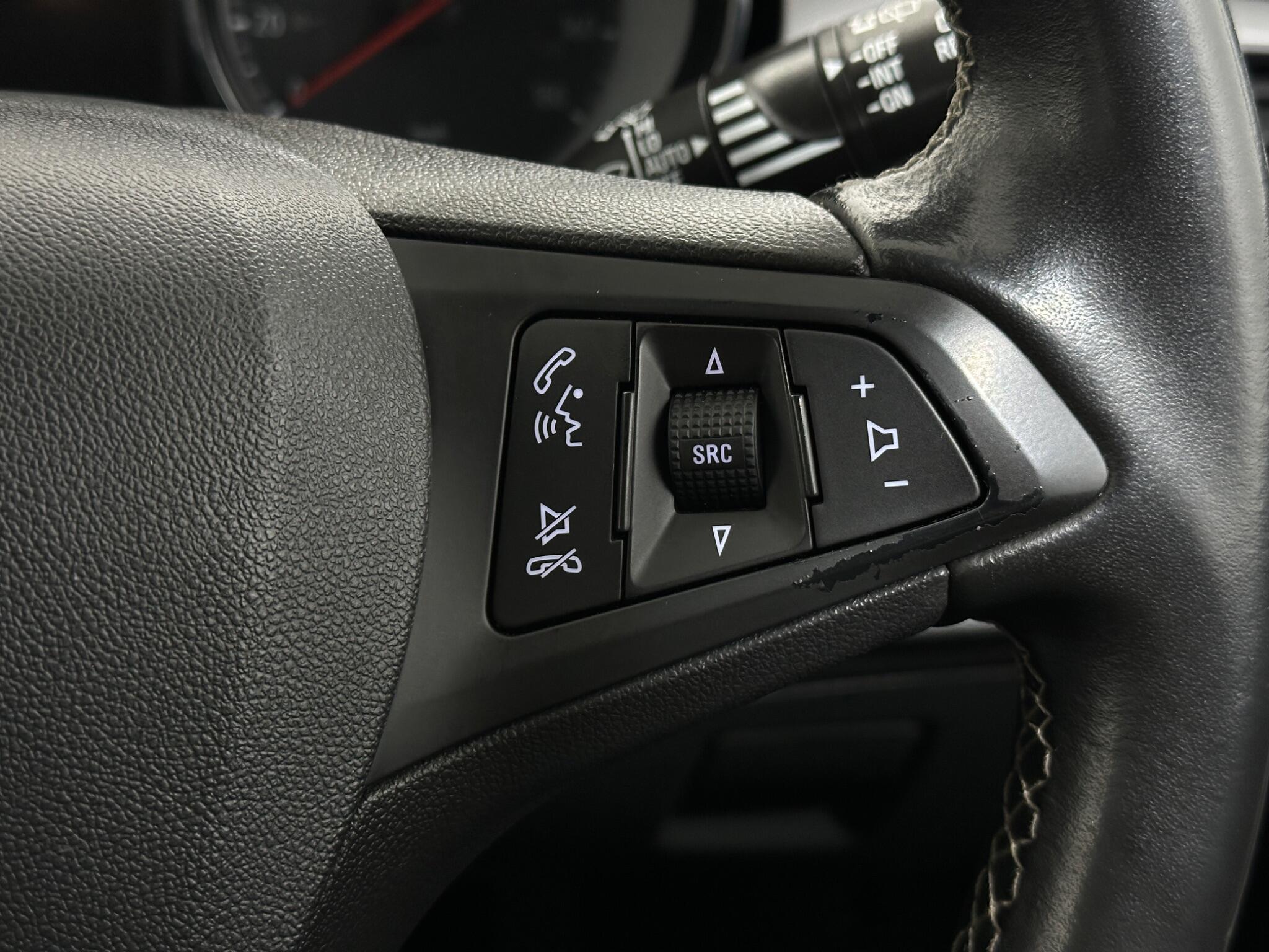 Vauxhall Astra view 16