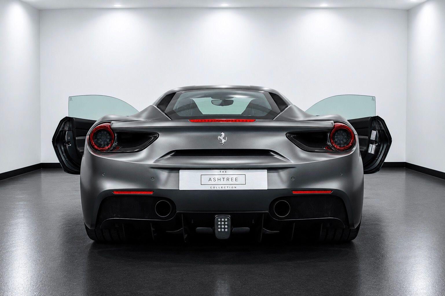Ferrari 488 view 10