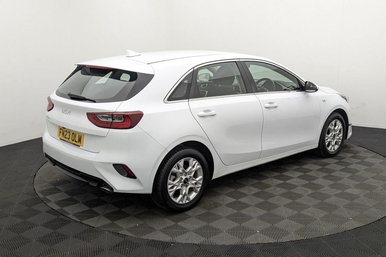 Kia Ceed view 47