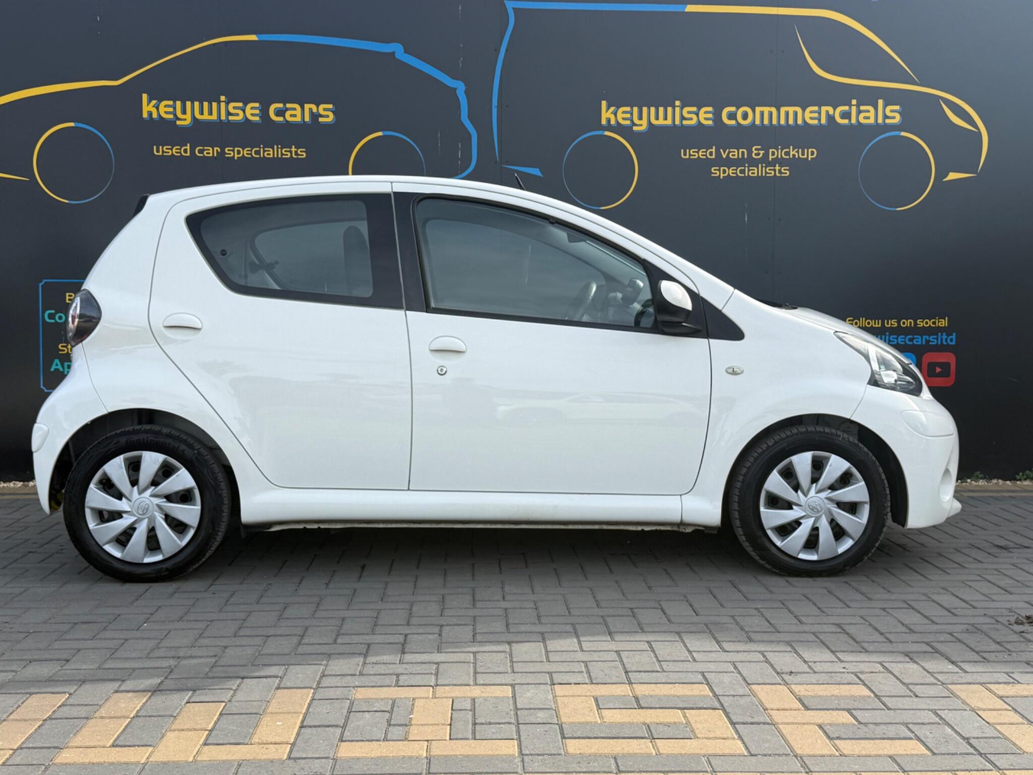 Toyota Aygo view 7