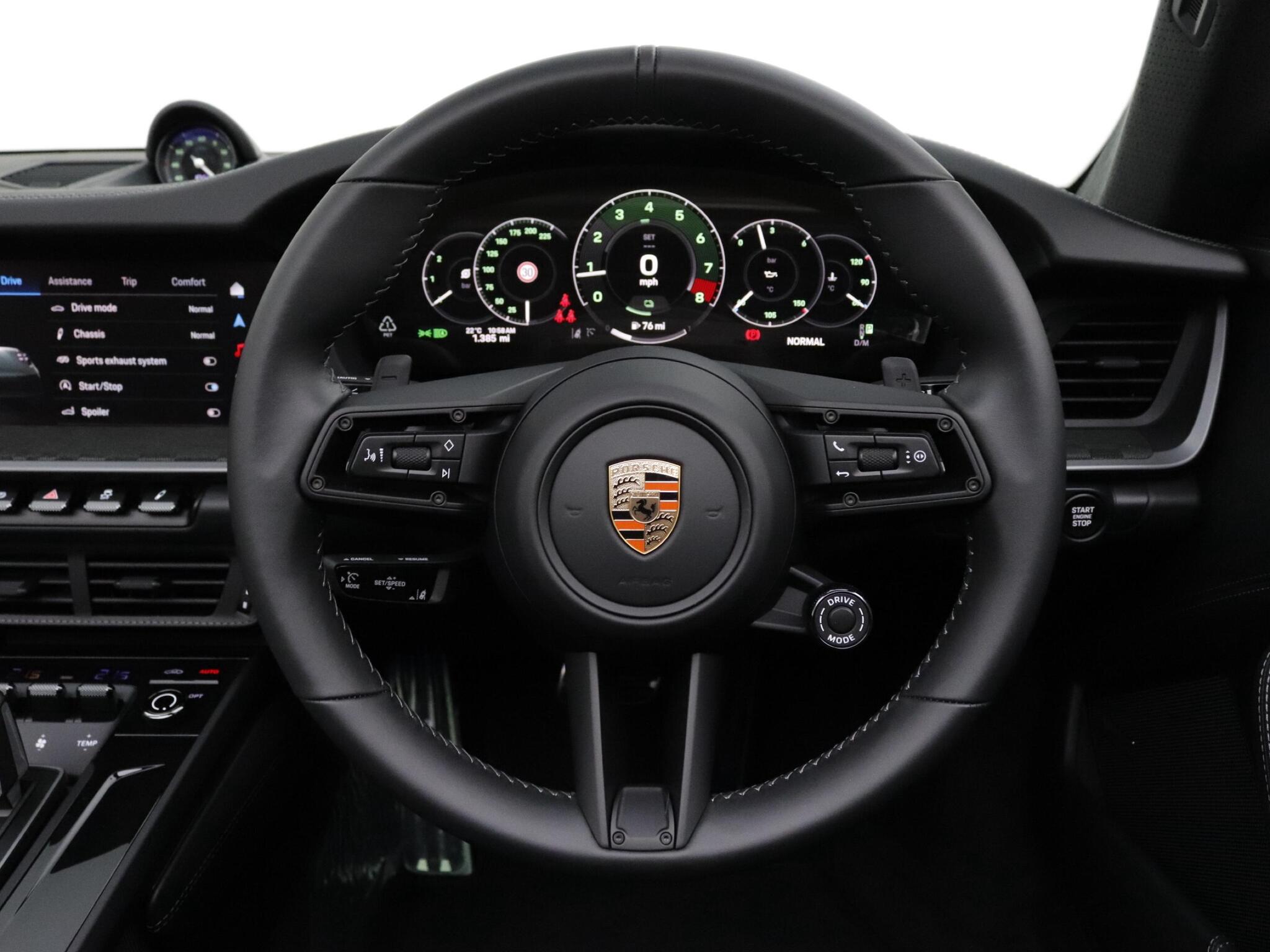 Porsche 911 view 11