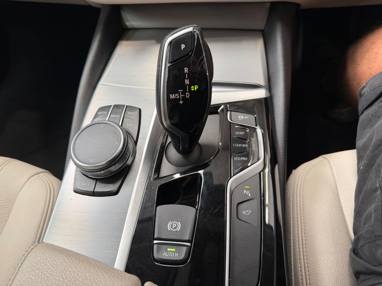 BMW 5 Series view 50