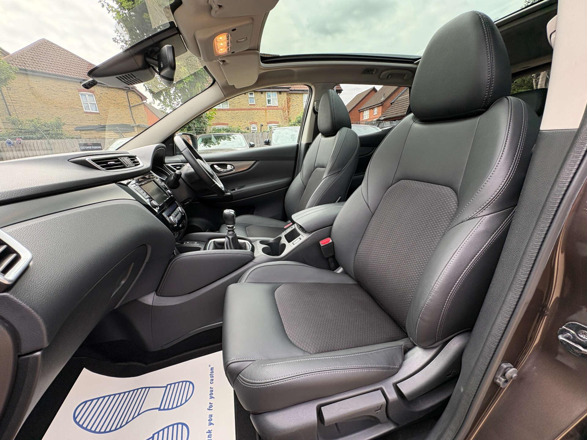 Nissan Qashqai view 27