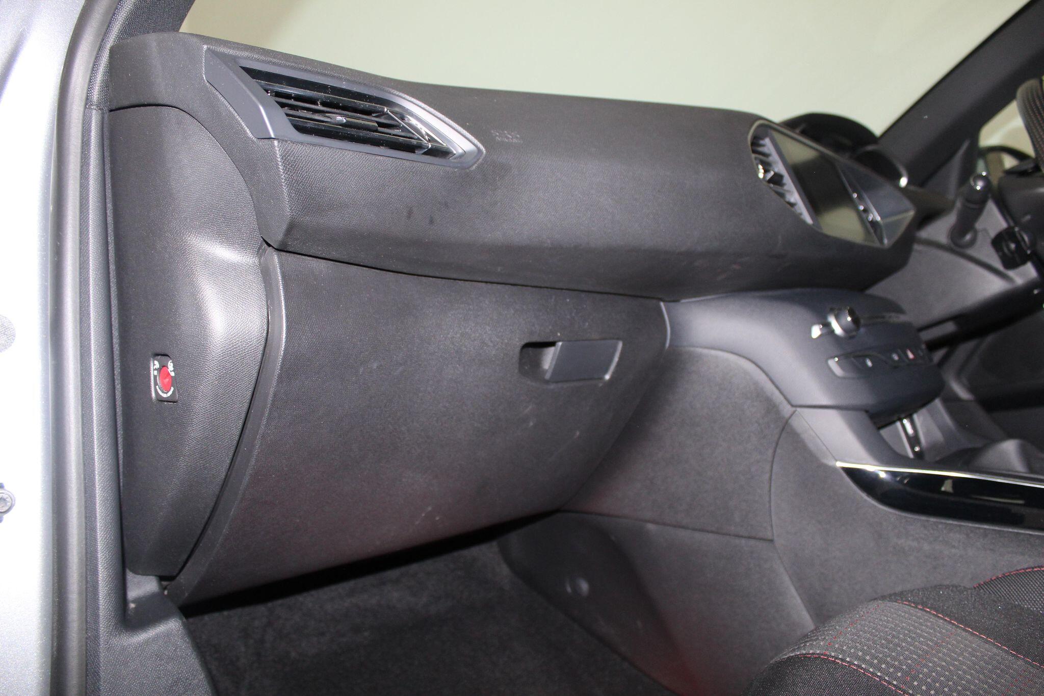 Peugeot 308 view 31