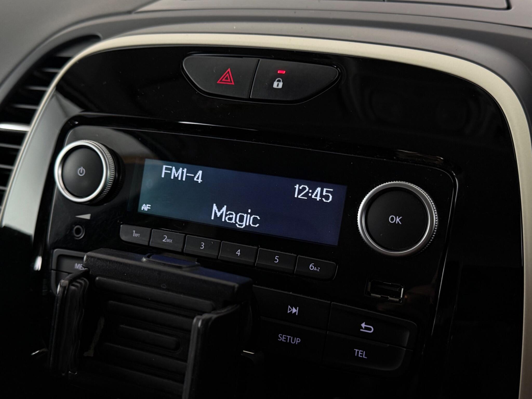 Renault Captur view 24