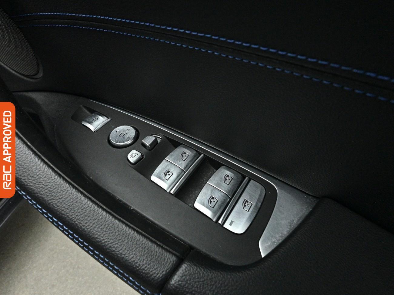 BMW Ix3 view 28