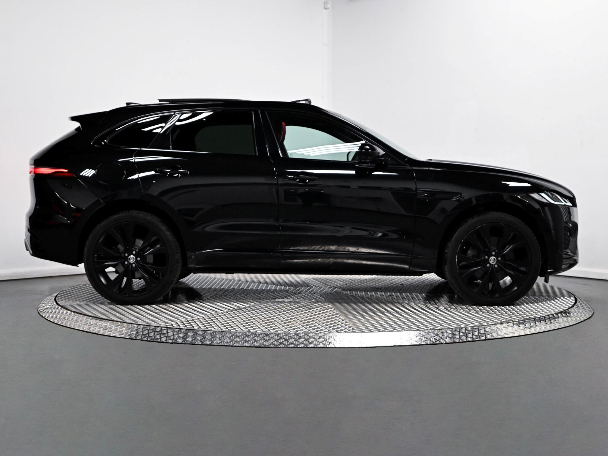 Jaguar F-Pace view 26