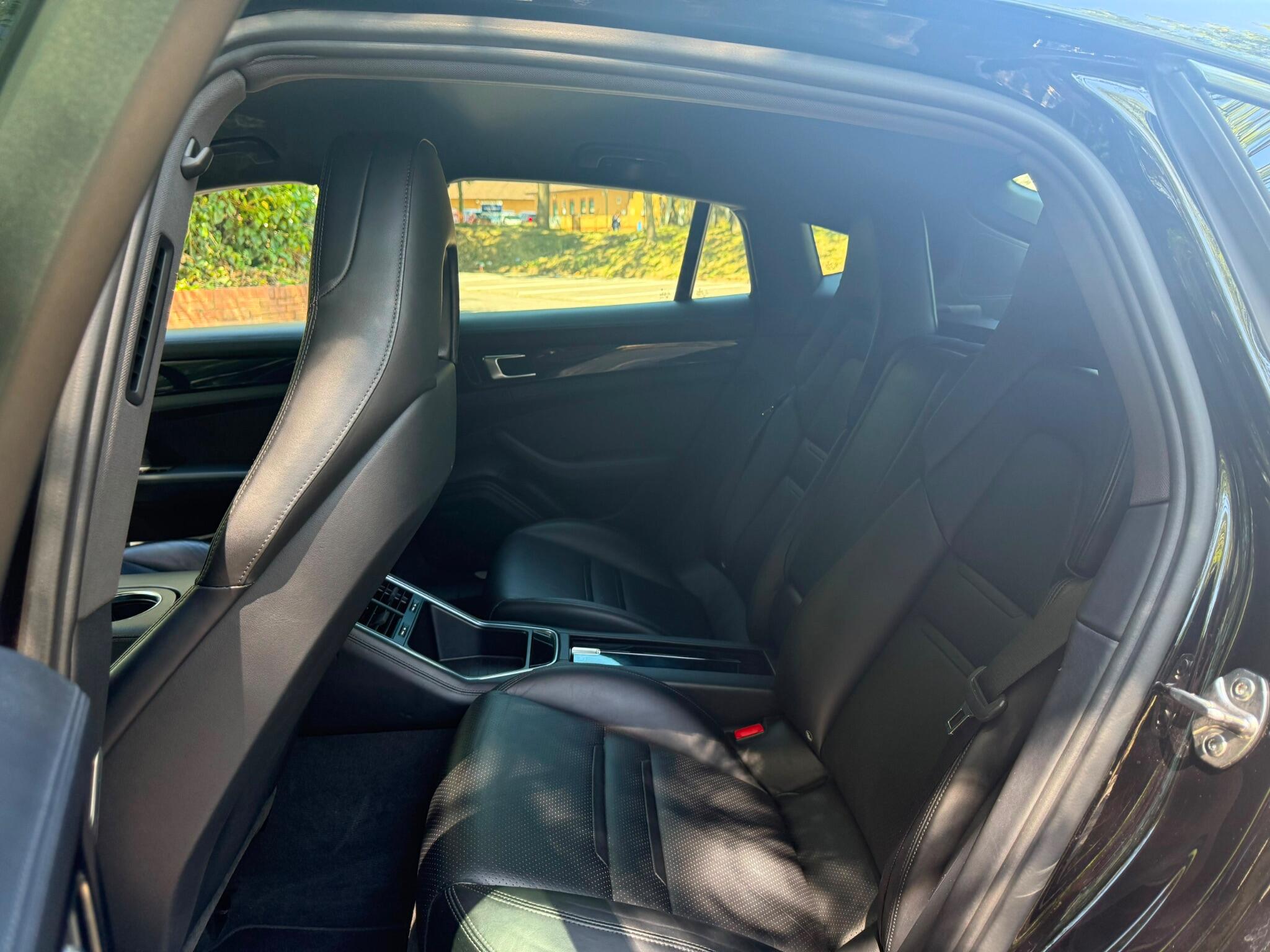 Porsche Panamera view 20