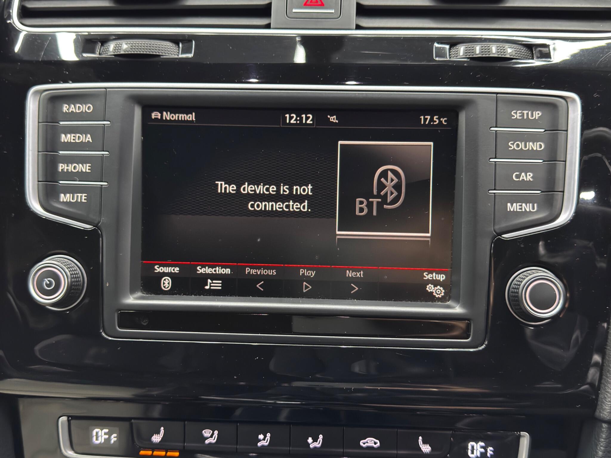 Volkswagen Golf view 32