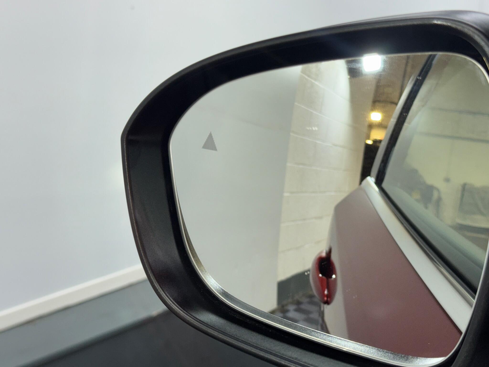 Nissan Qashqai view 50