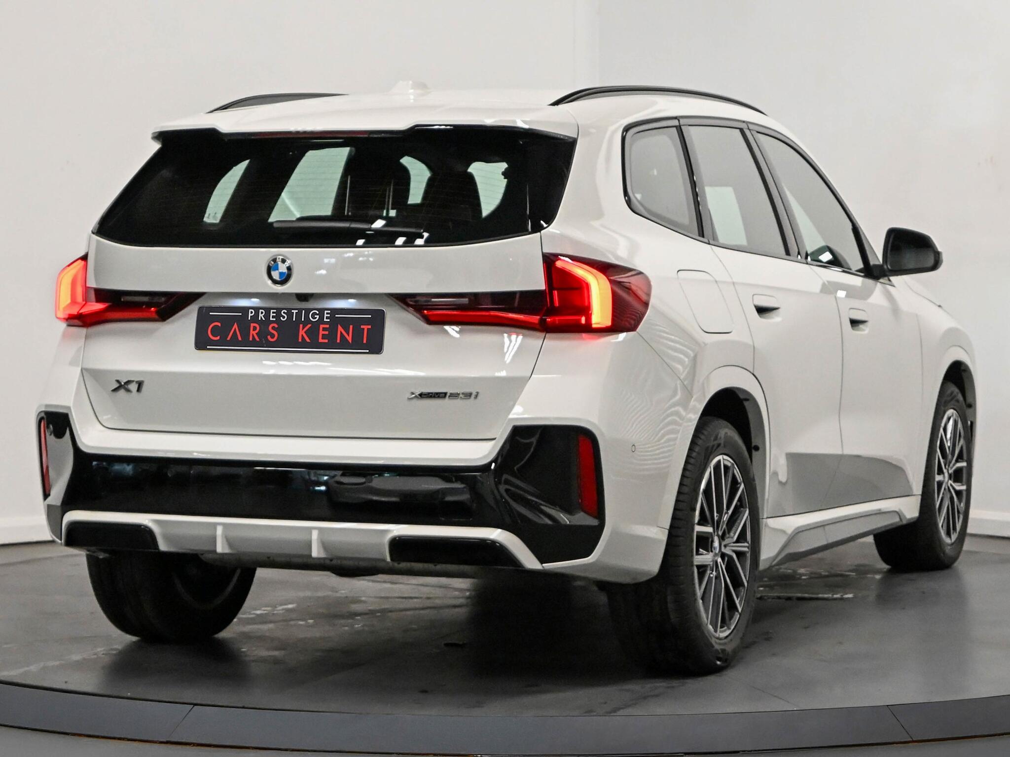 BMW X1 view 24