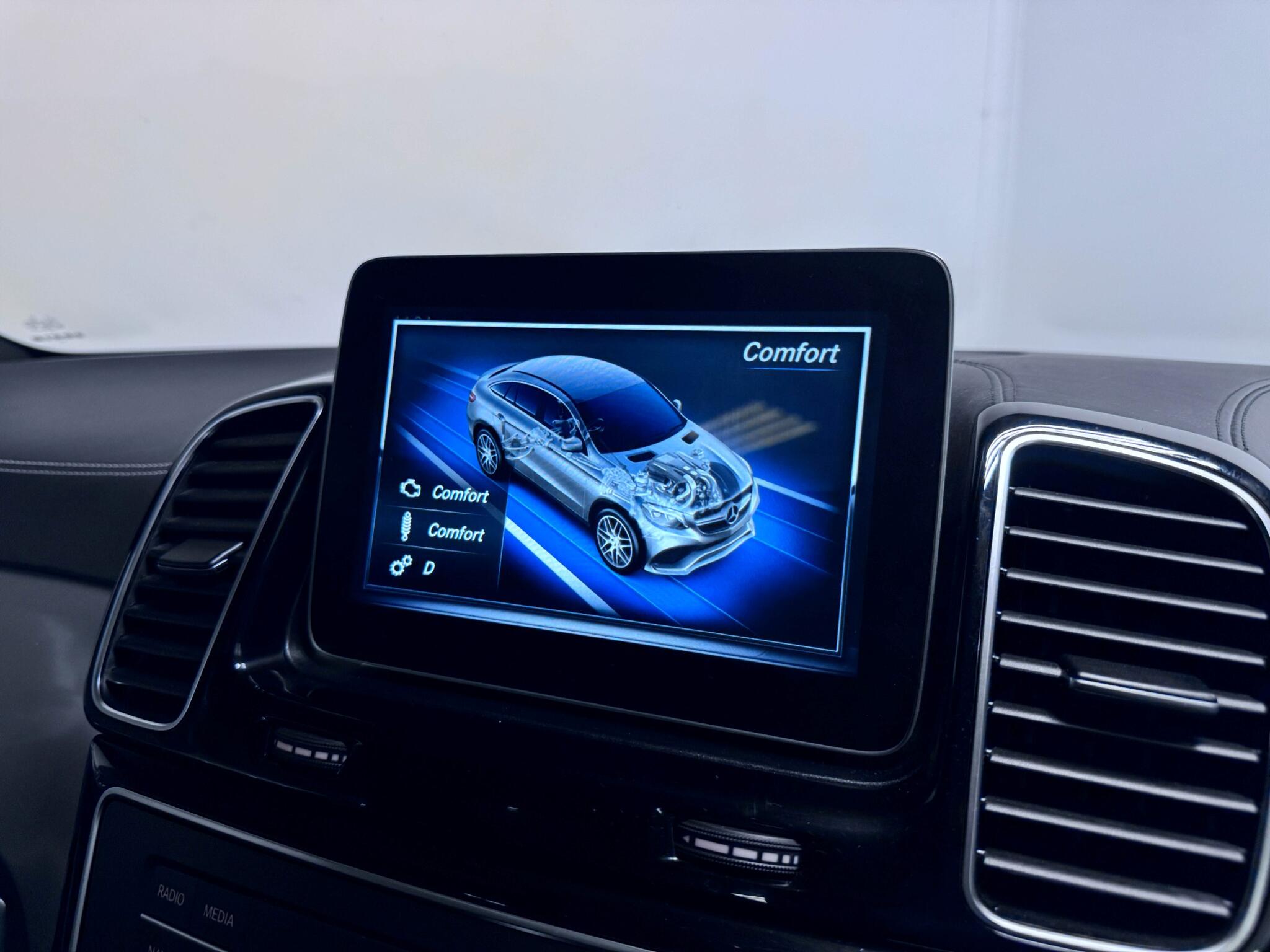 Mercedes-Benz Gle view 77