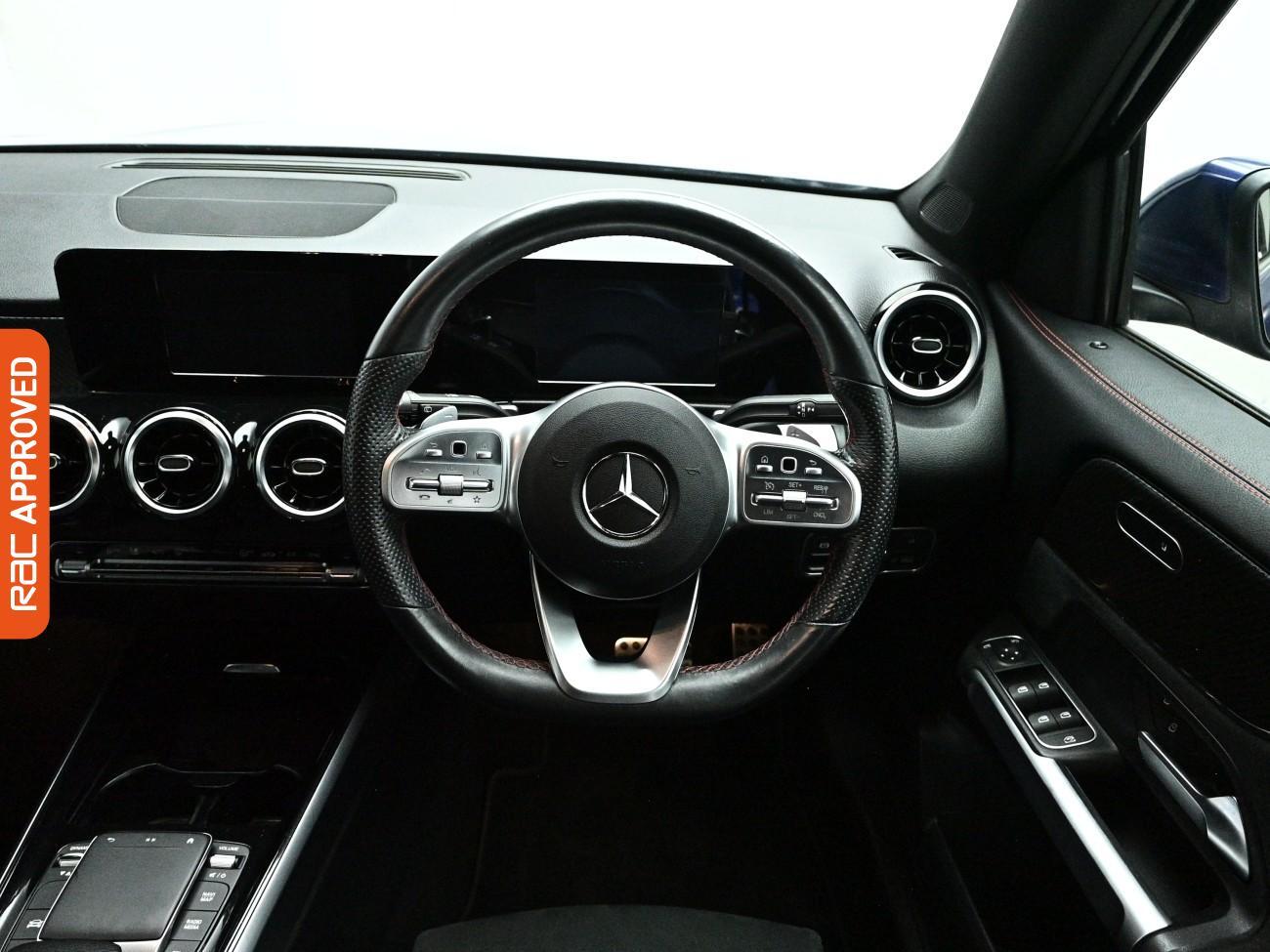 Mercedes-Benz GLB view 9