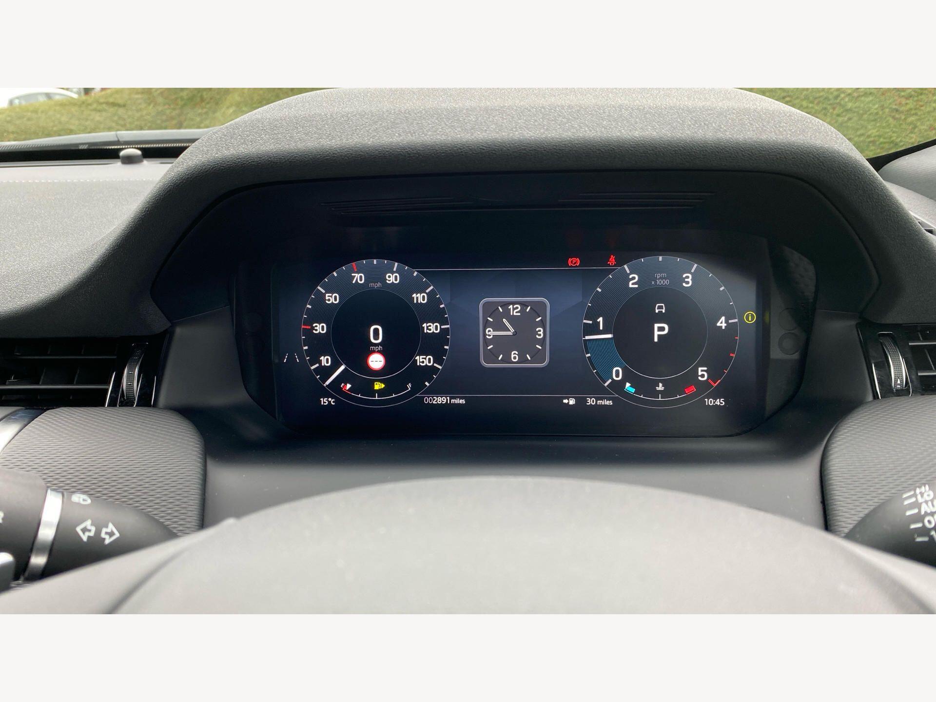 Land Rover Discovery Sport view 19