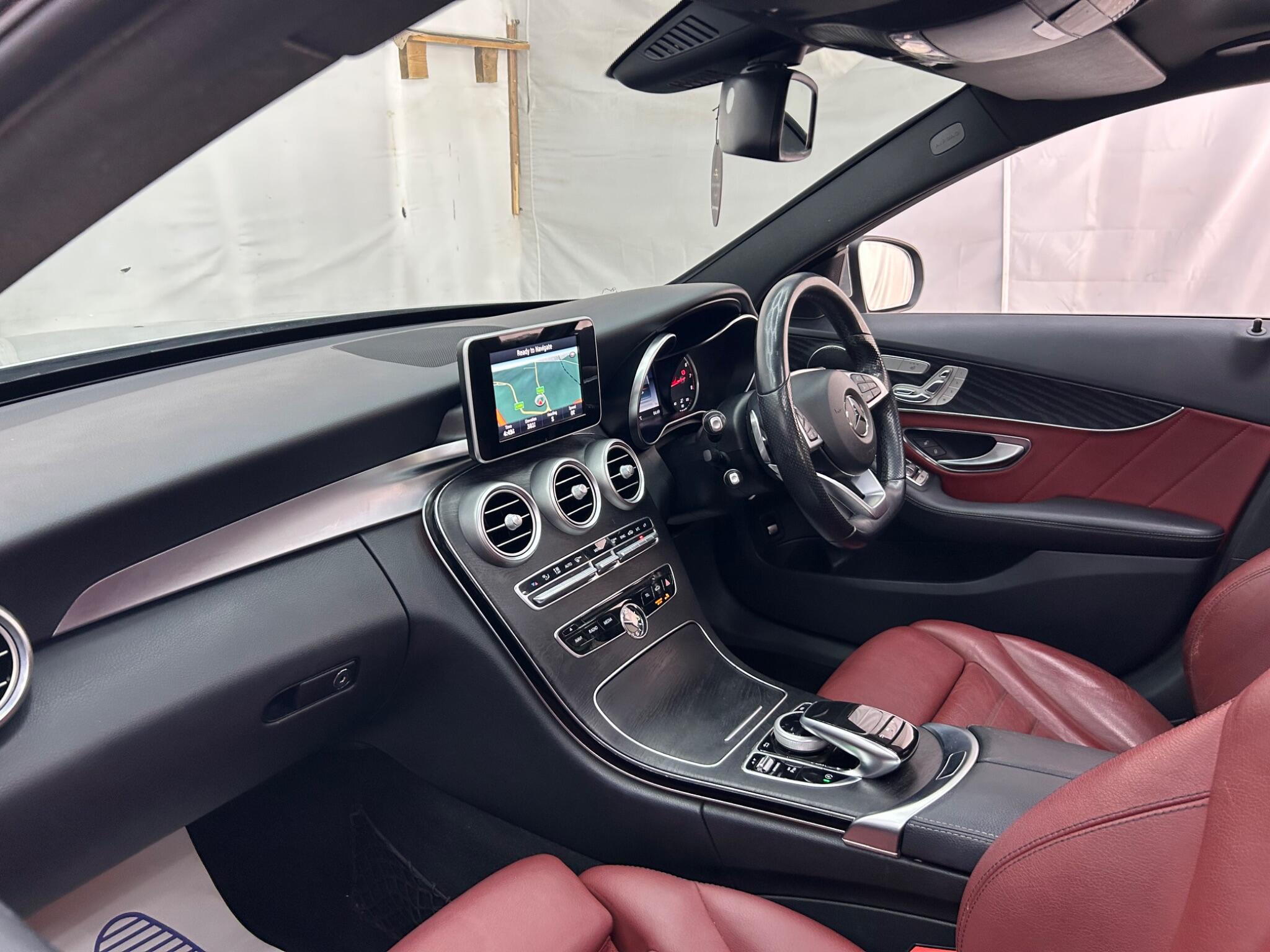 Mercedes-Benz C Class view 16
