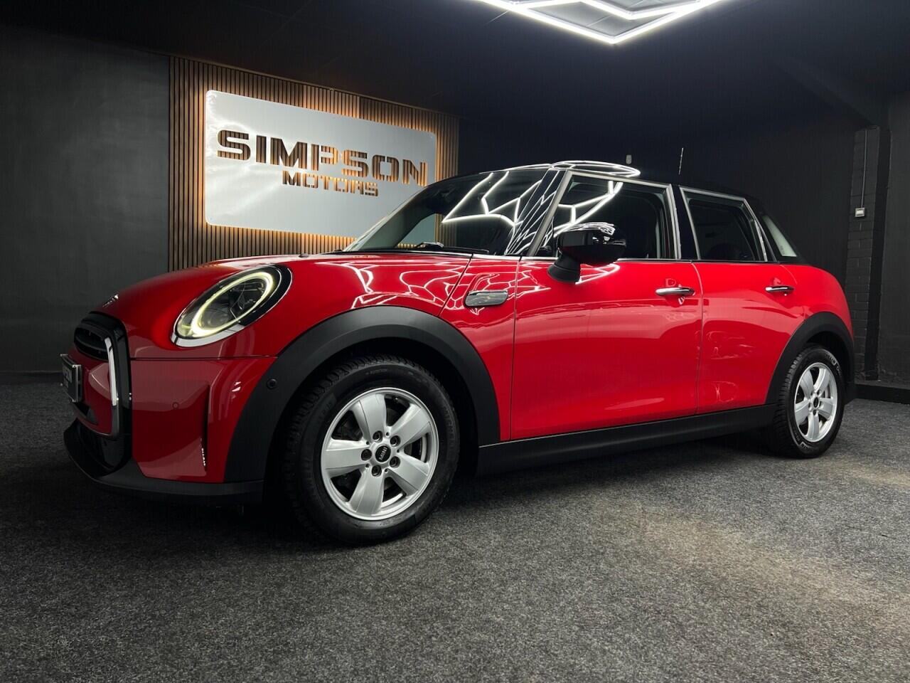 Mini Hatch view 3