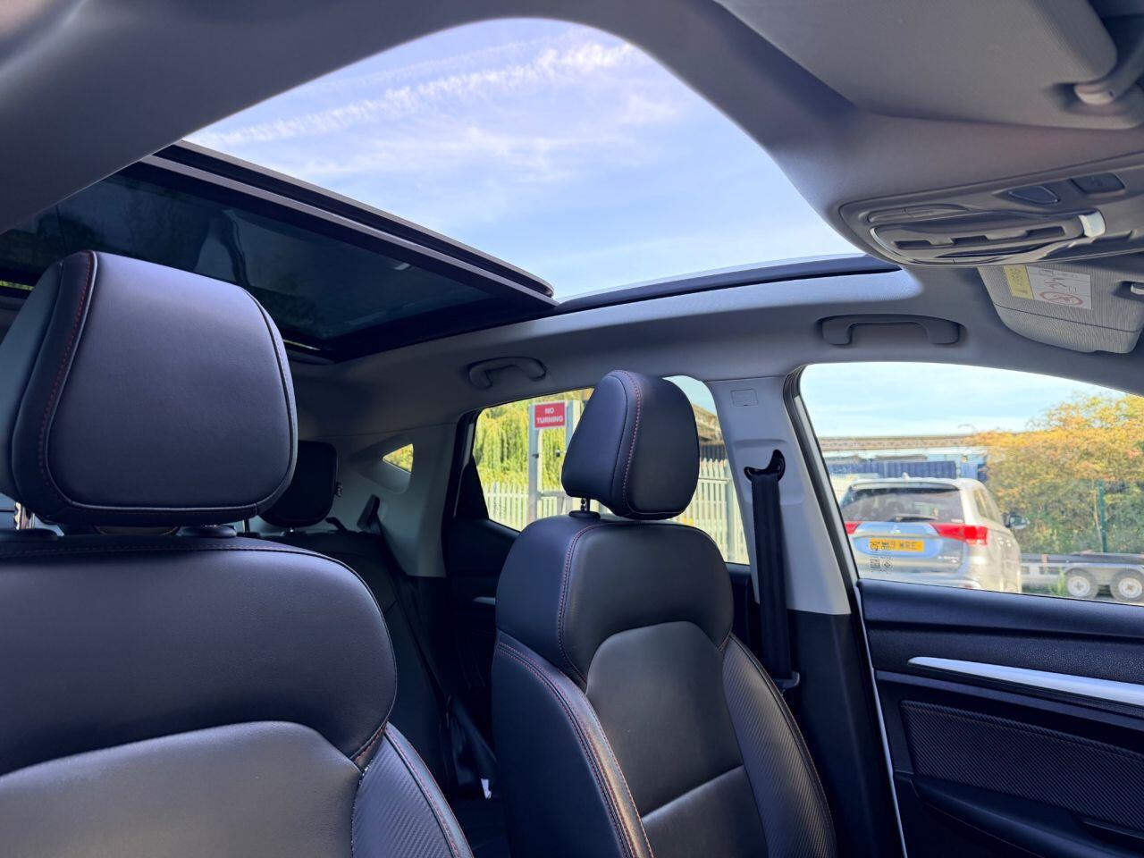 MG ZS view 30