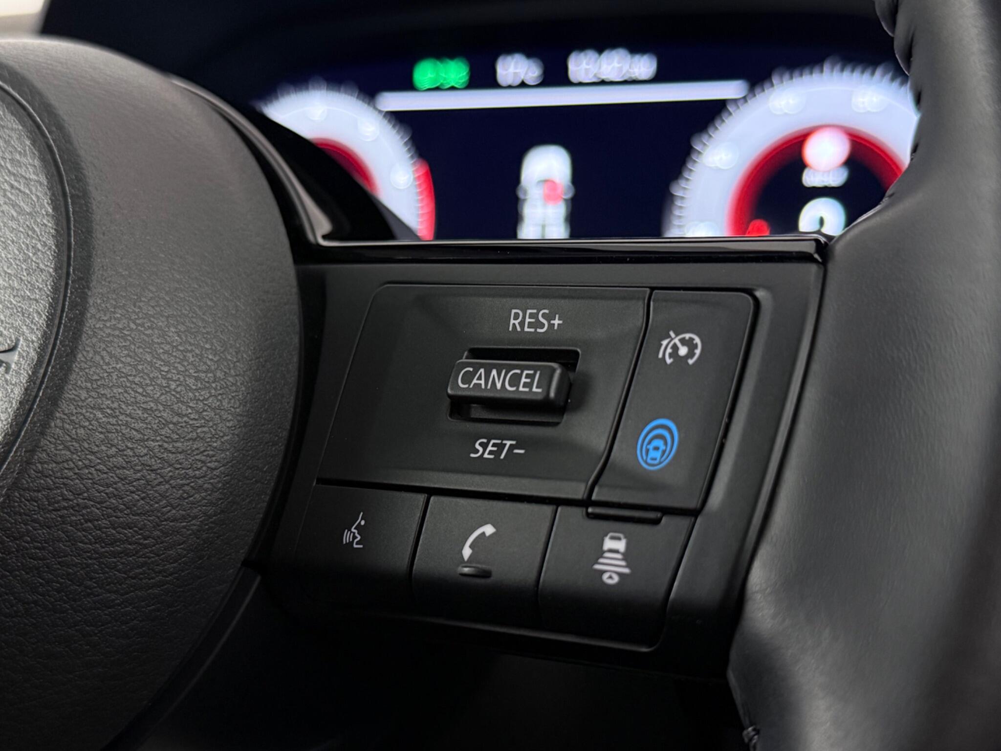 Nissan X-Trail view 15