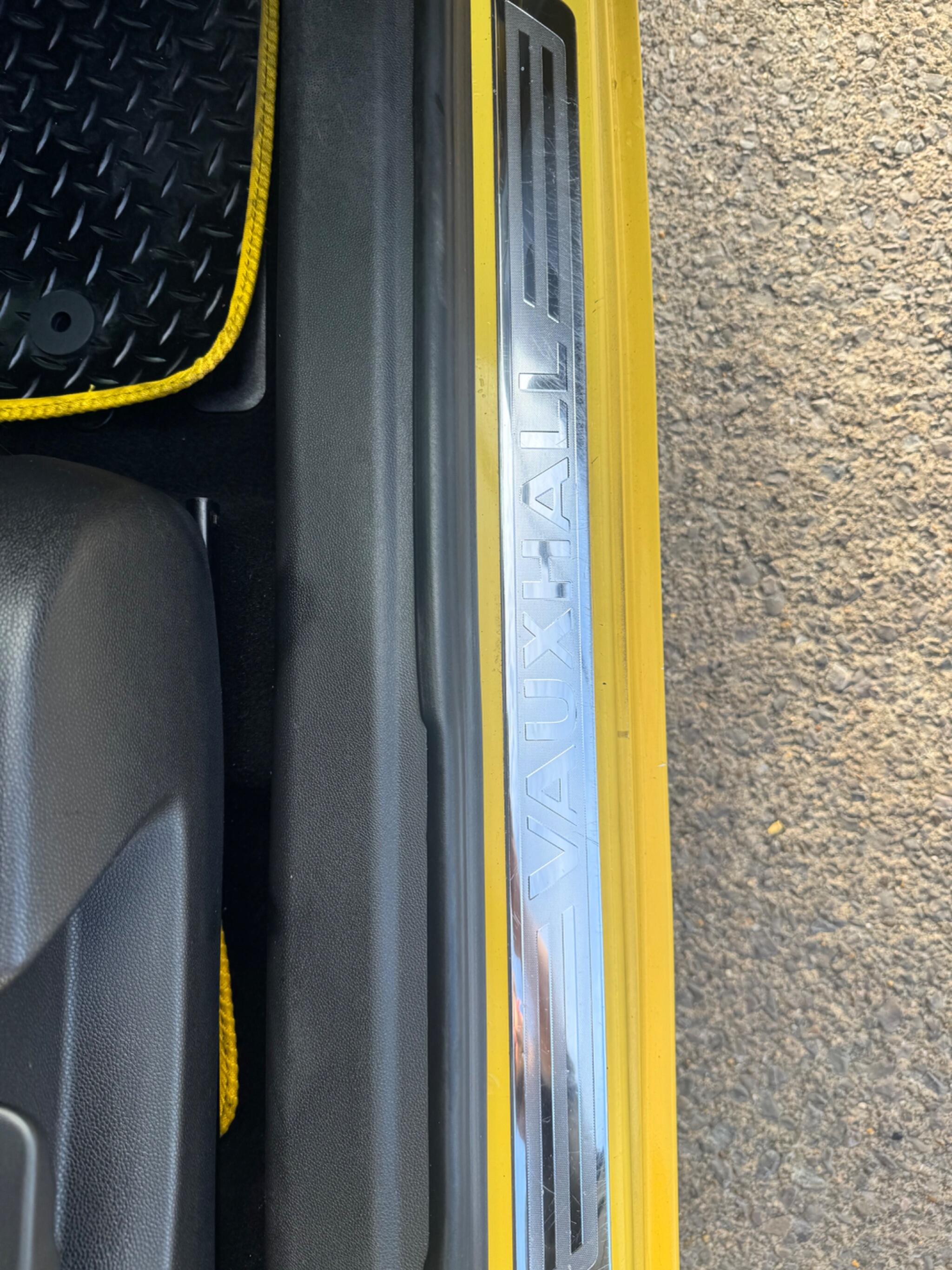 Vauxhall Adam view 37