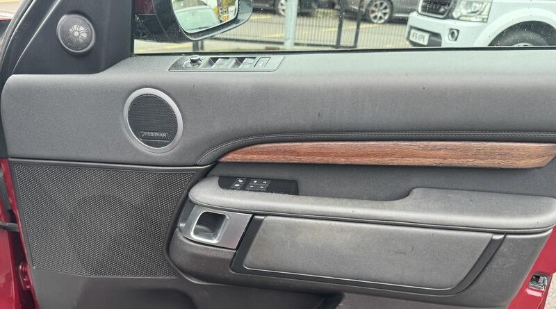 Land Rover Discovery view 53