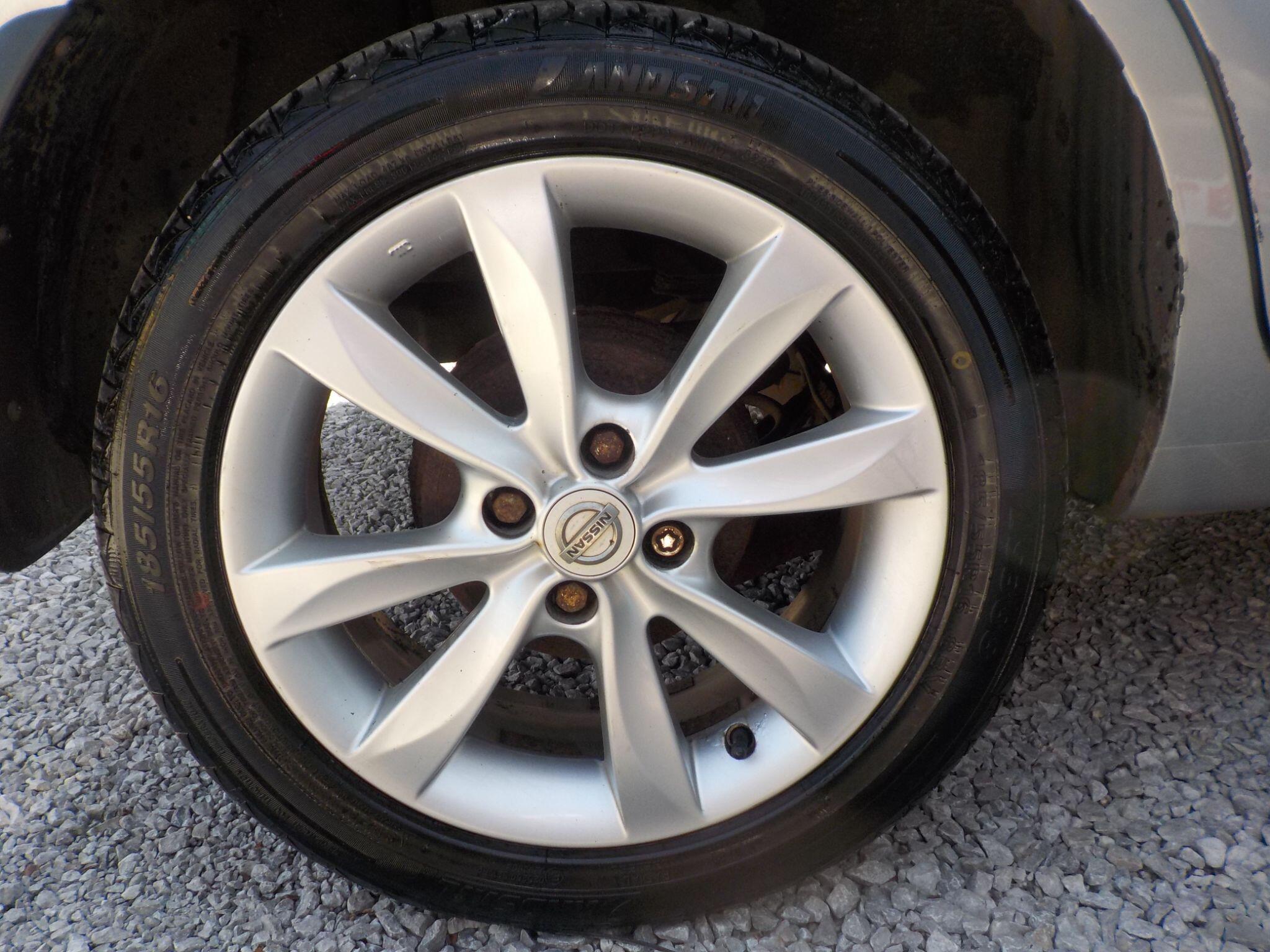 Nissan Note 1.6 16V Tekna Auto Euro 4 5dr