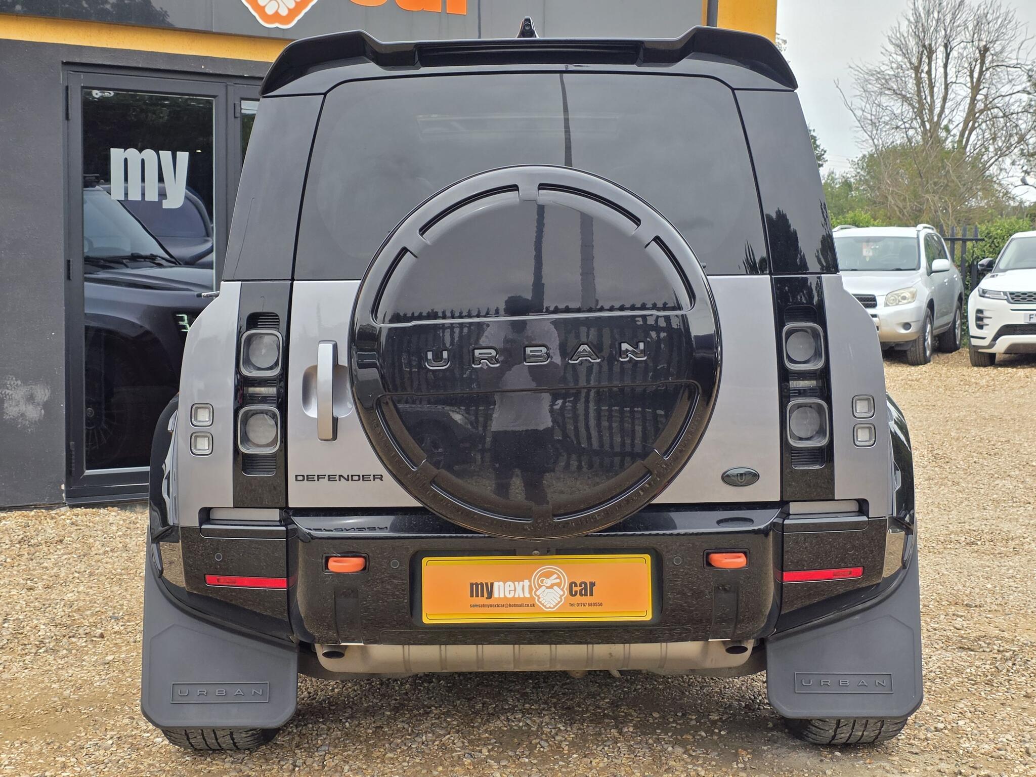 Land Rover Defender view 7