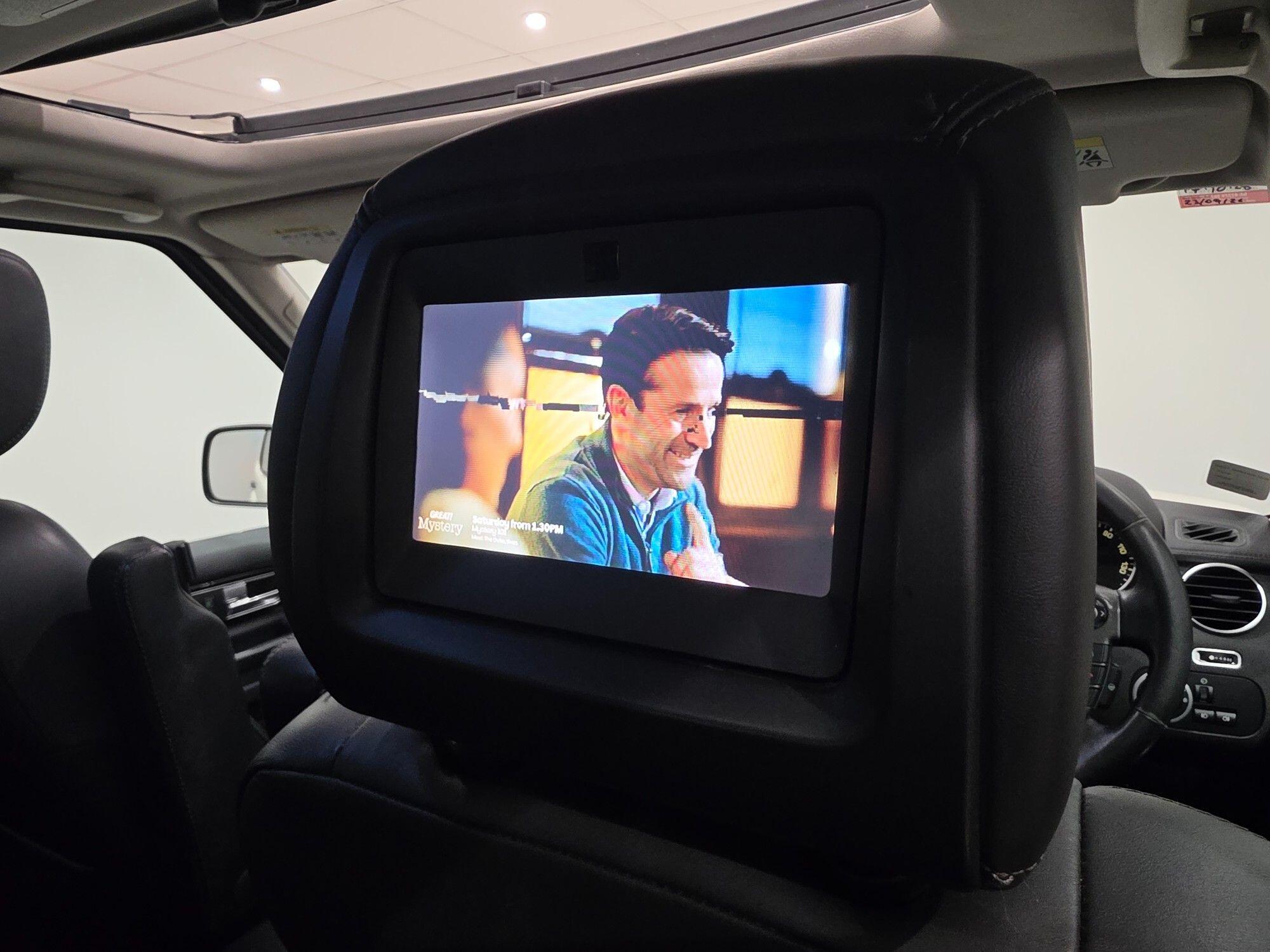 Land Rover Discovery view 105
