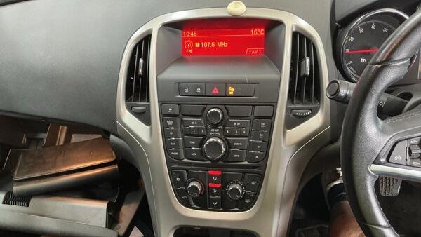 Vauxhall Astra view 11