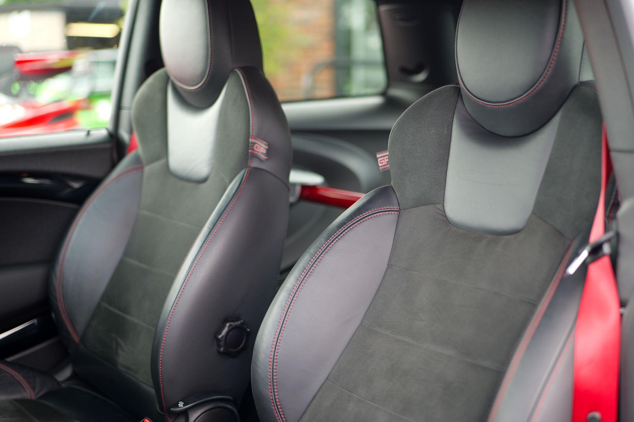 Mini Cooper view 20