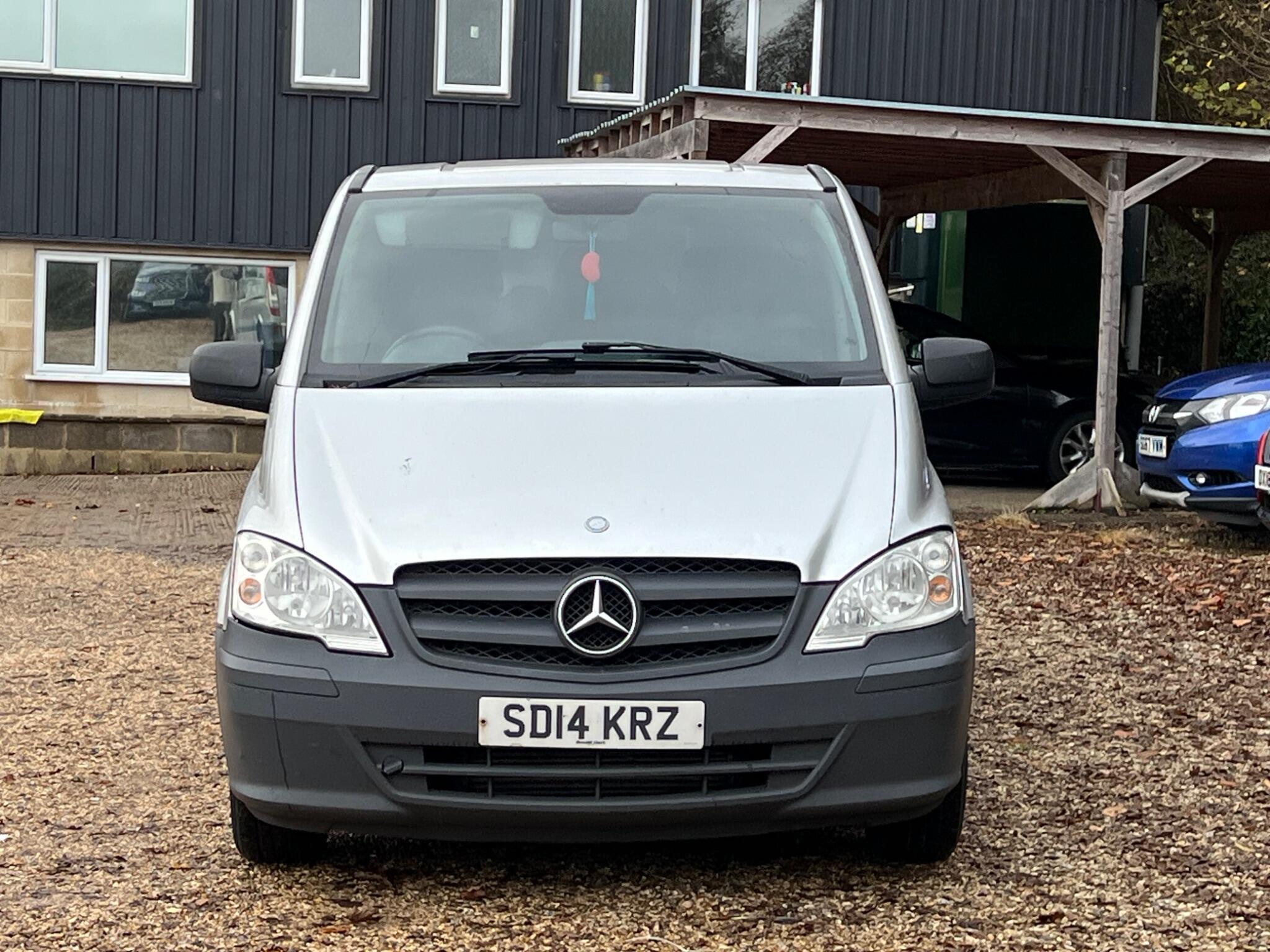 Mercedes-Benz Vito view 8