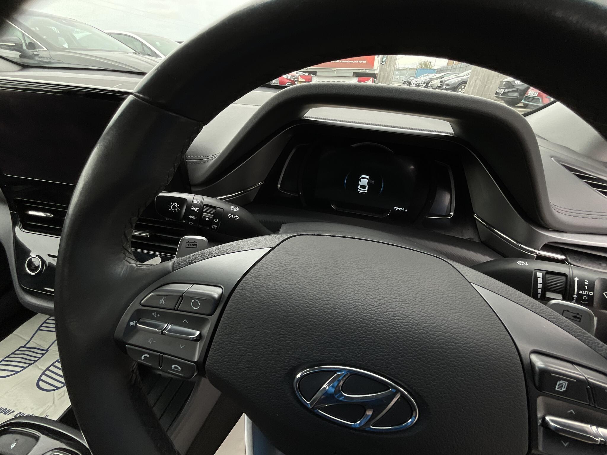 Hyundai Ioniq view 22