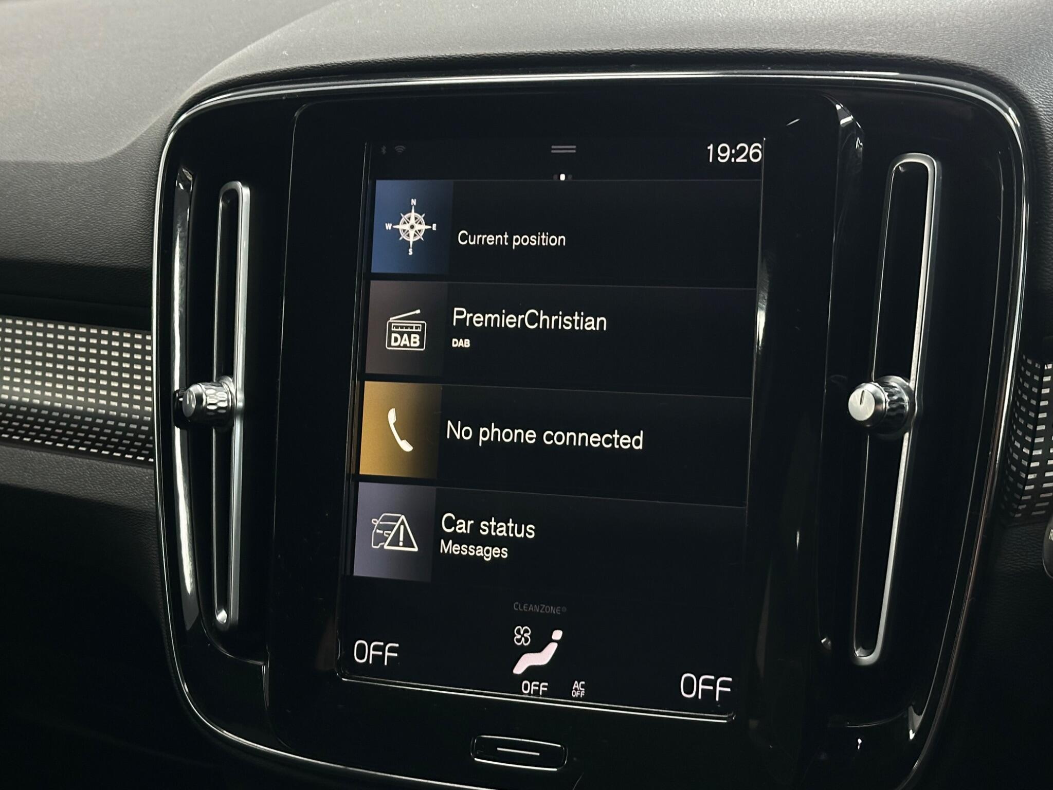 Volvo XC40 view 29