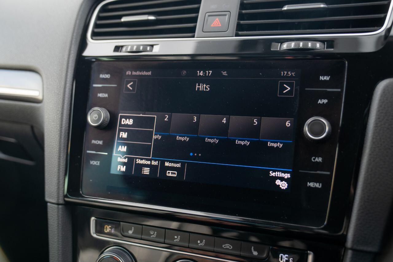 Volkswagen Golf view 64
