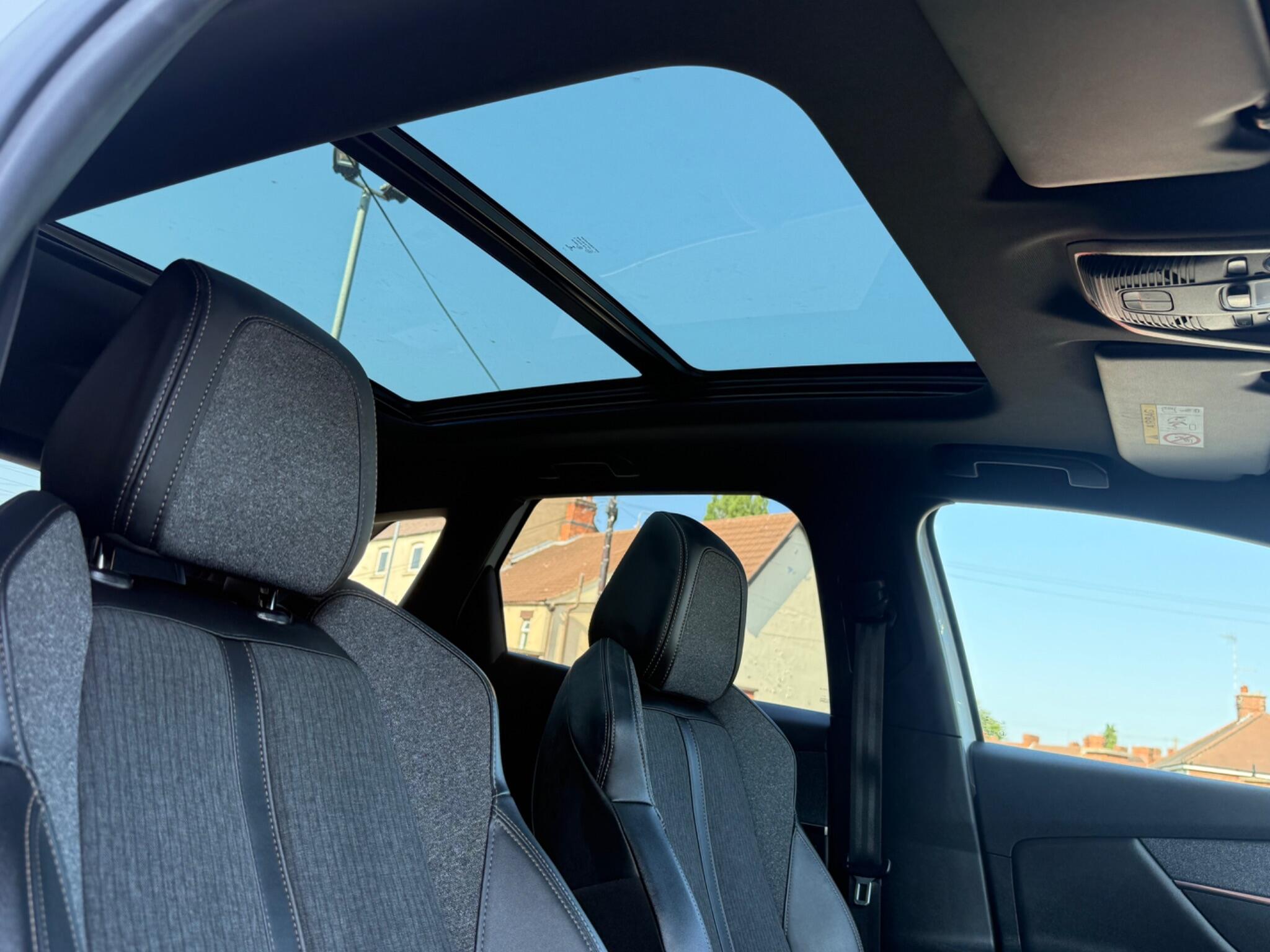 Peugeot 3008 view 19