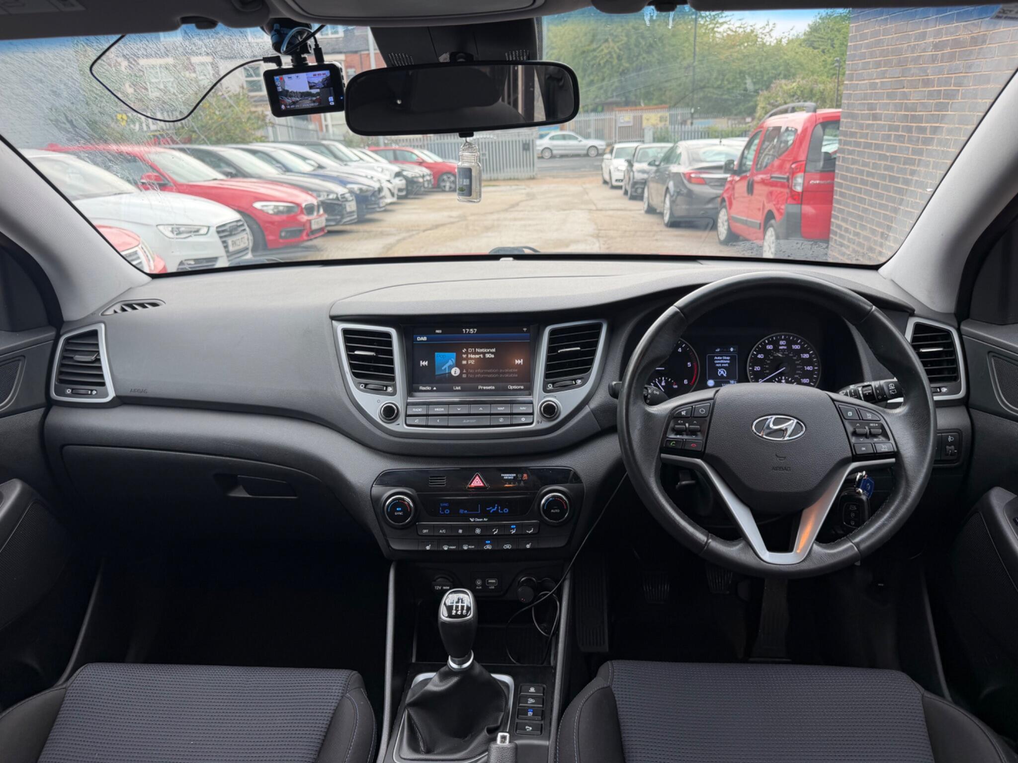 Hyundai Tucson view 24