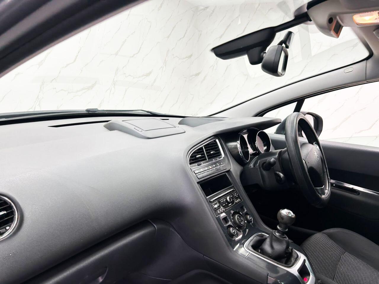 Peugeot 5008 view 15