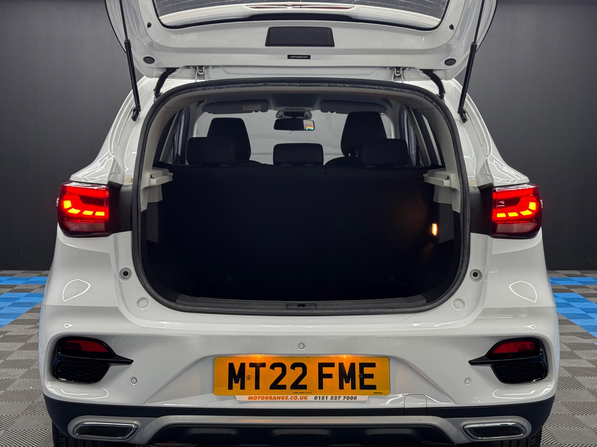 MG MG ZS view 30
