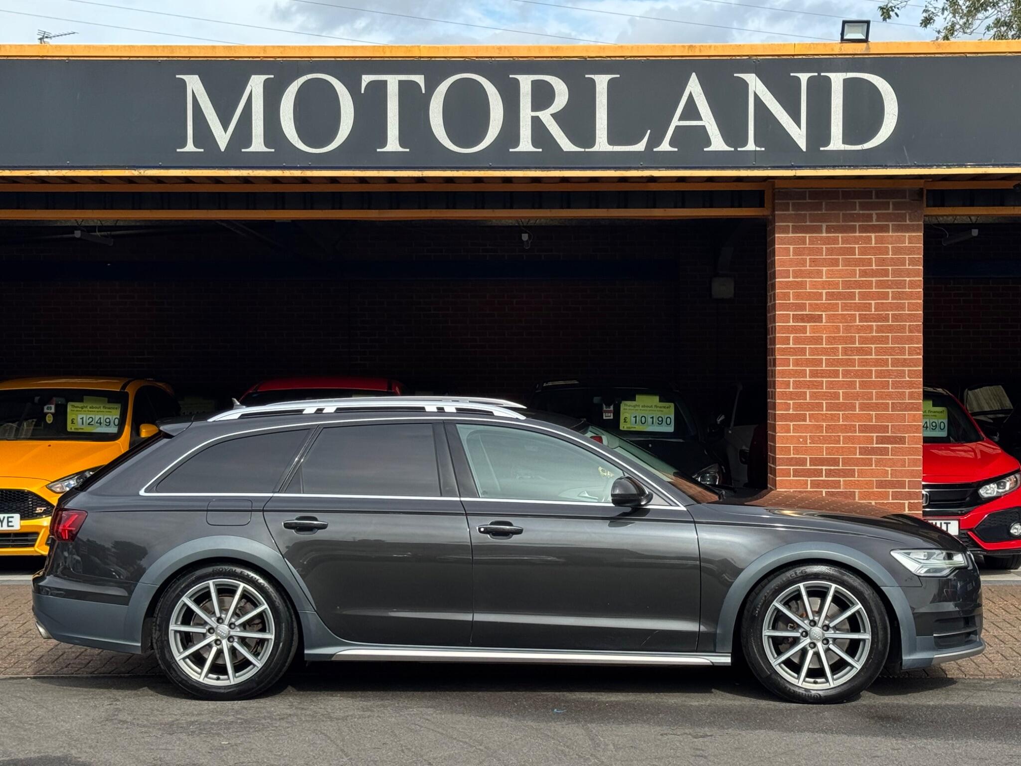 Audi A6 Allroad view 5