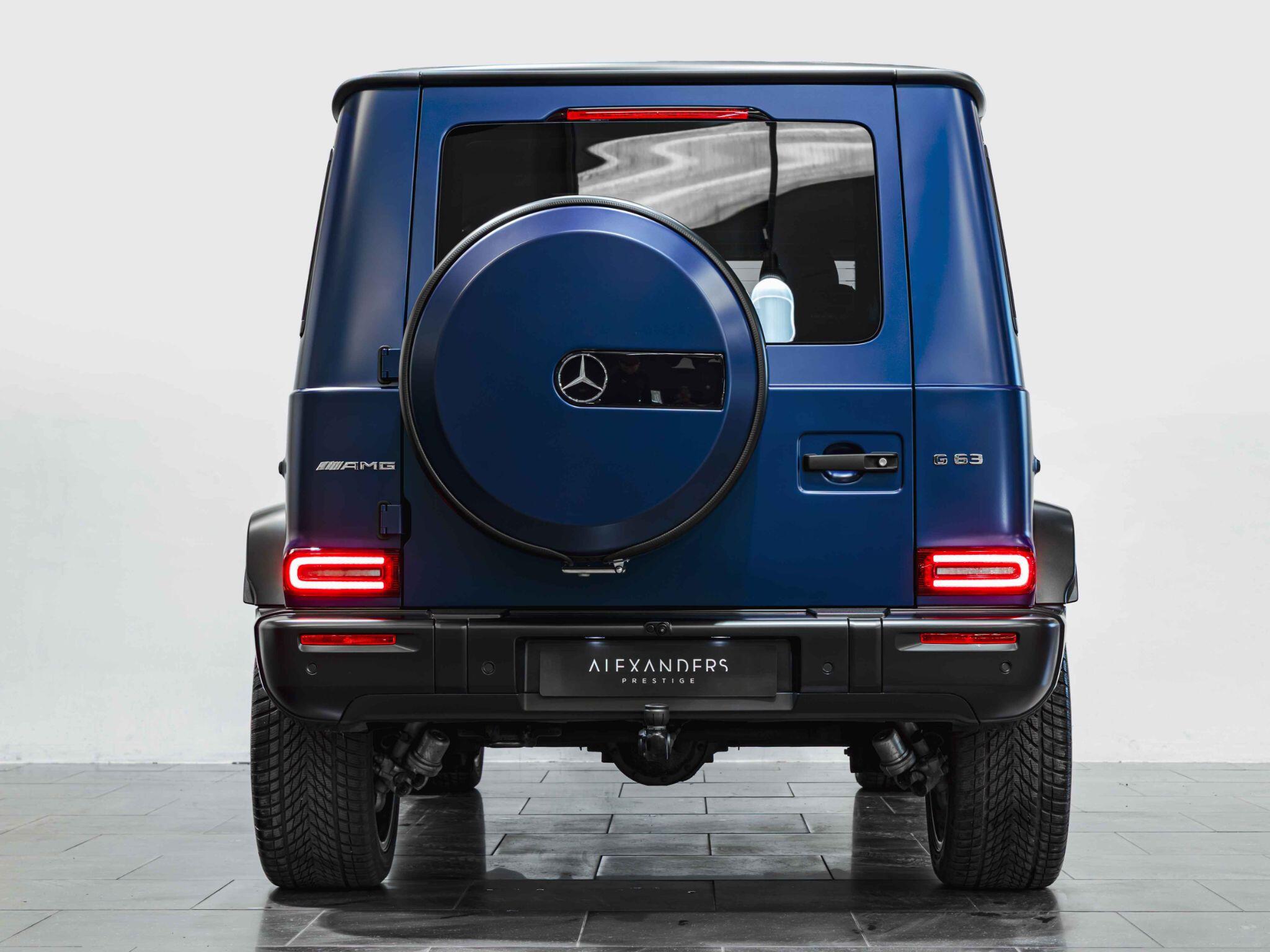 Mercedes-Benz G Class view 11