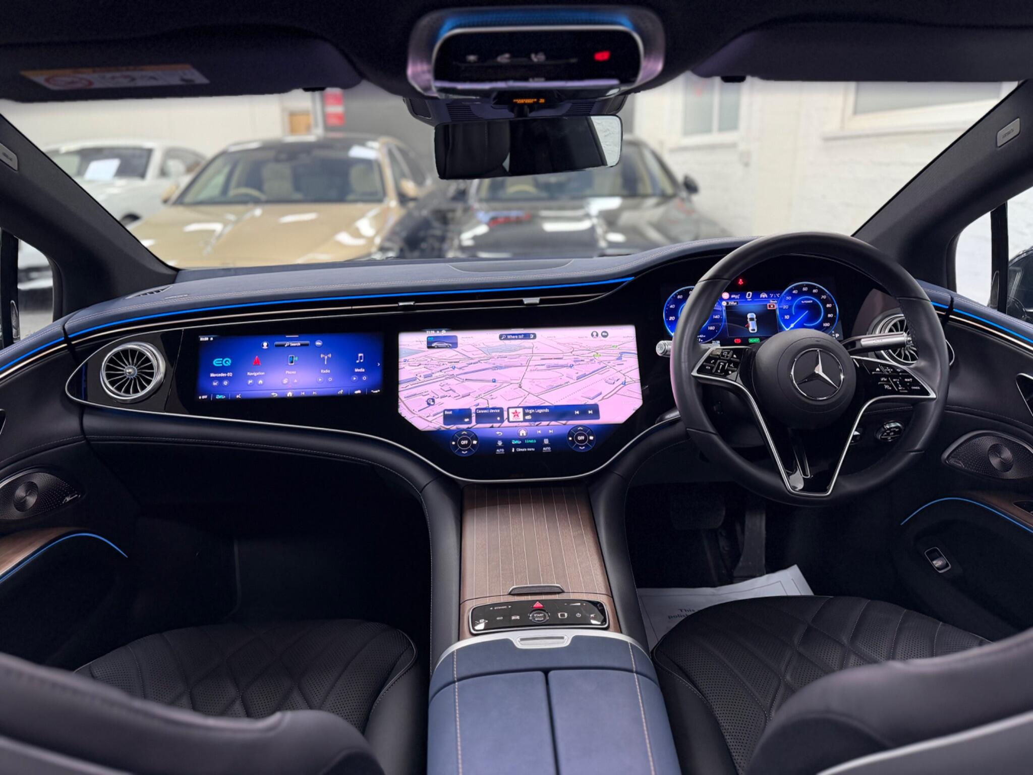 Mercedes-Benz EQS view 75