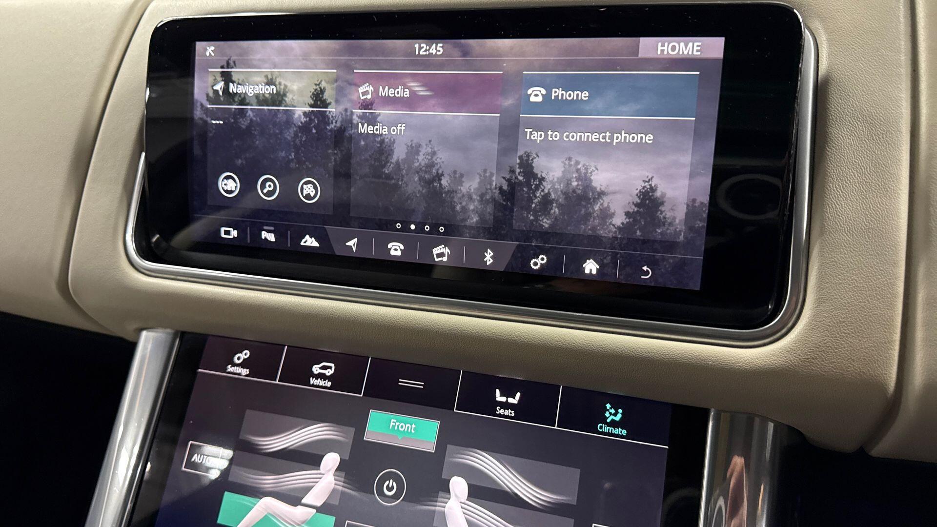 Land Rover Range Rover Sport view 11