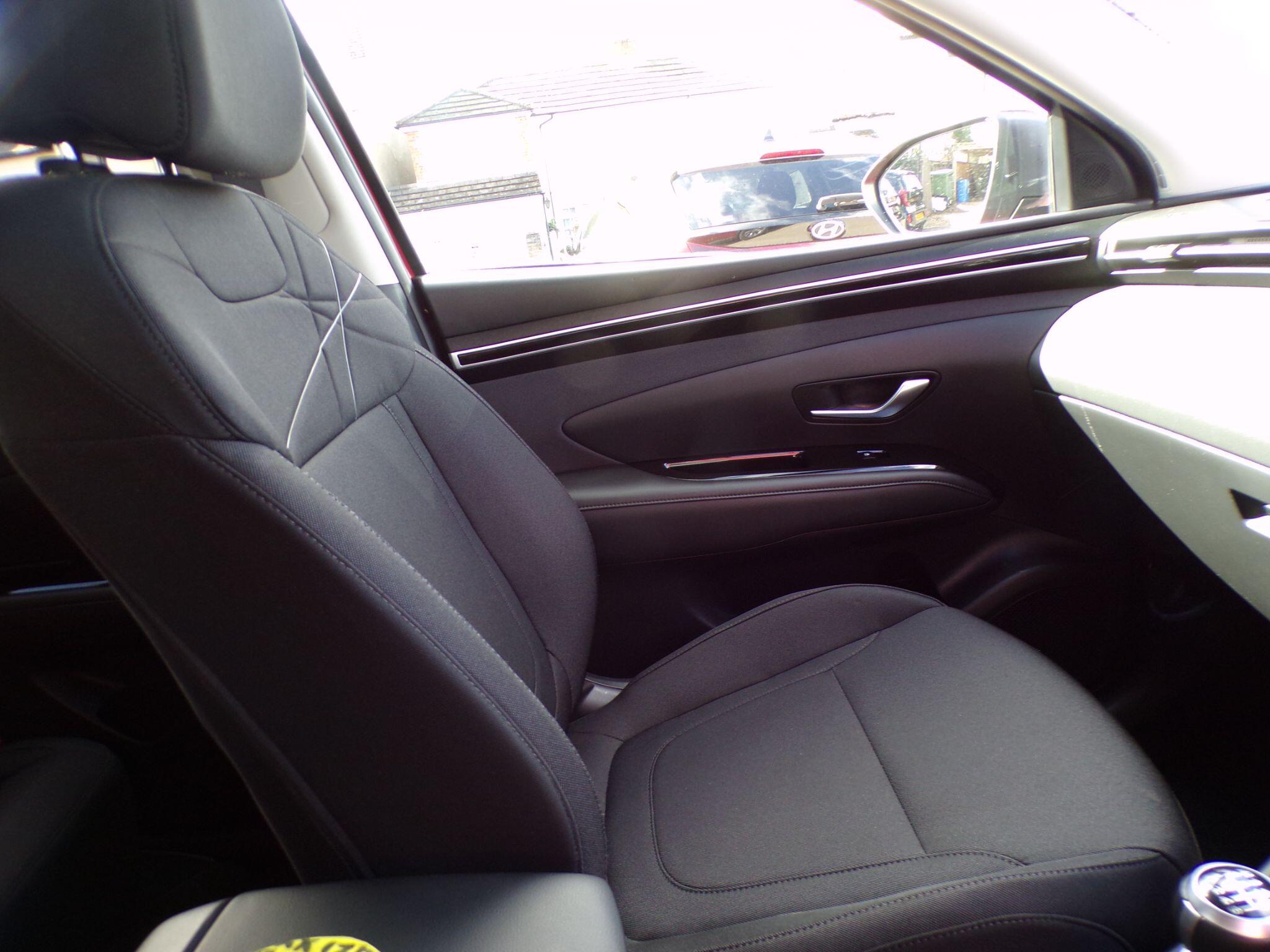 Hyundai Tucson view 22