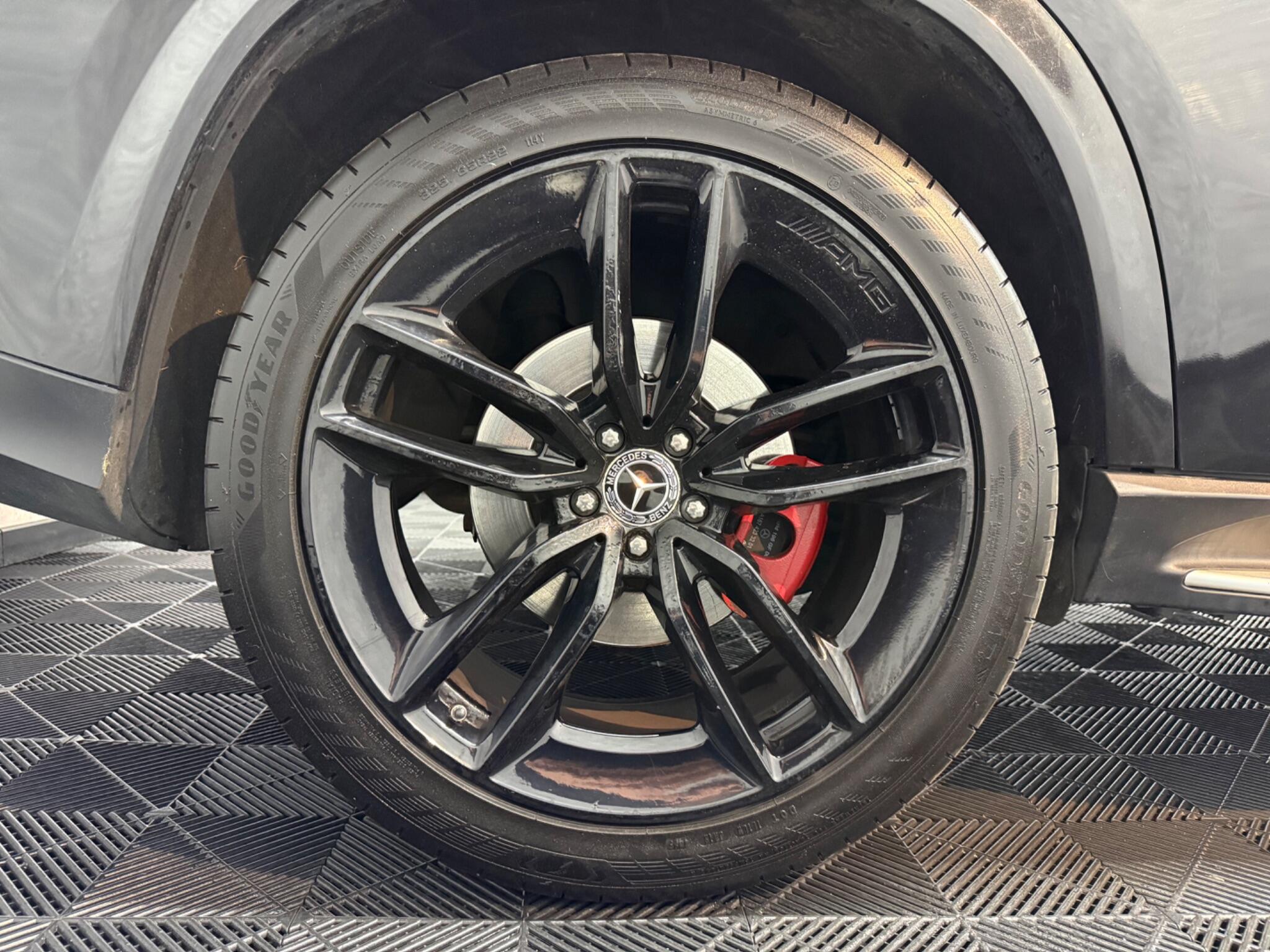 Mercedes-Benz Gle view 31