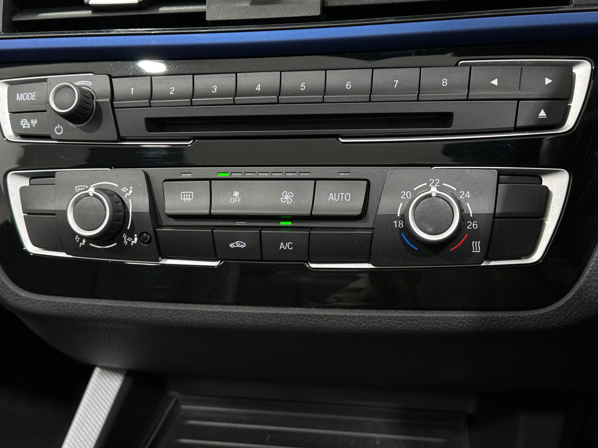 BMW 2 Series view 23