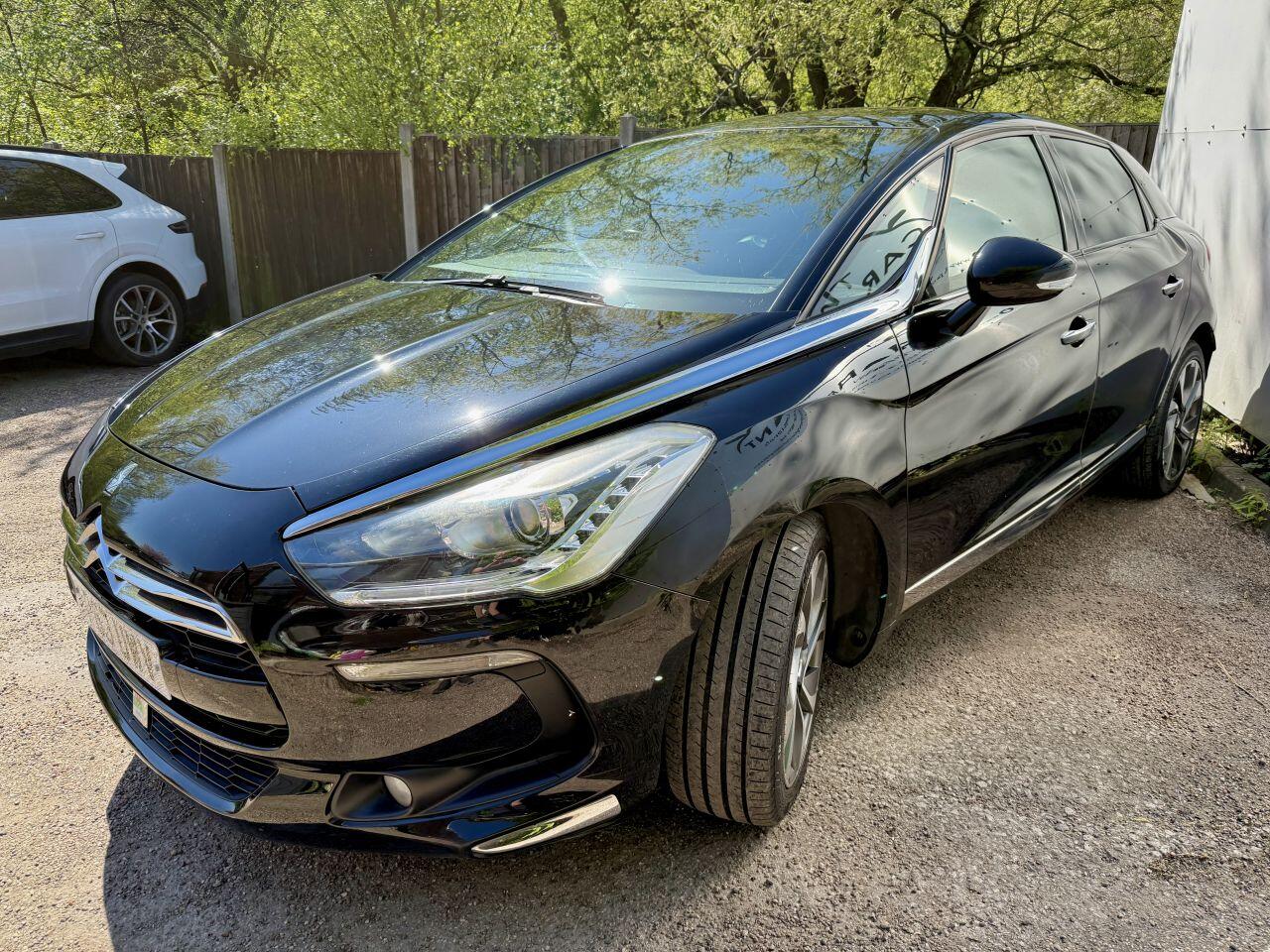 Citroen DS5 view 8