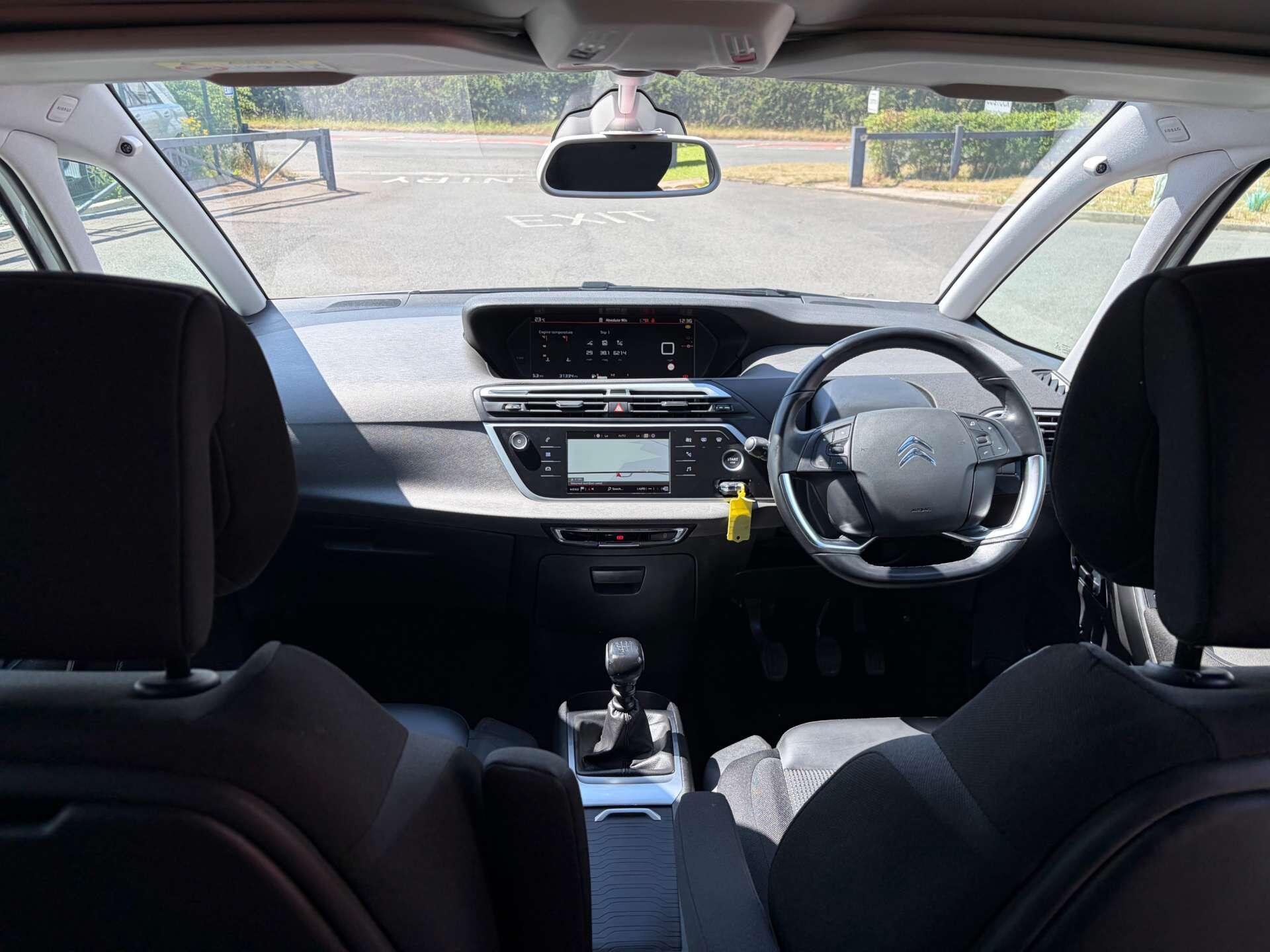 Citroen Grand C4 Spacetourer view 34